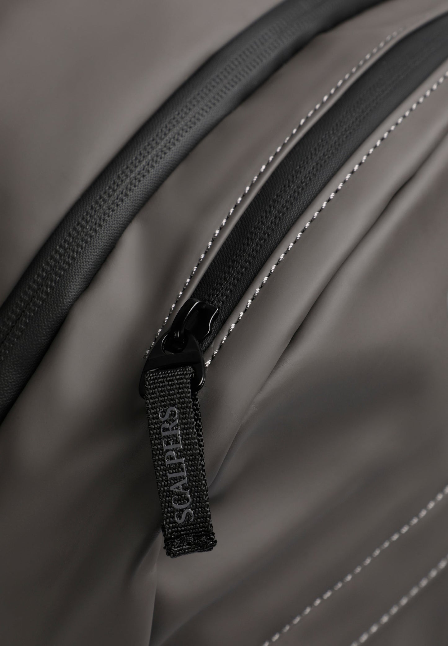 MOCHILA TÉCNICA CALAVERA