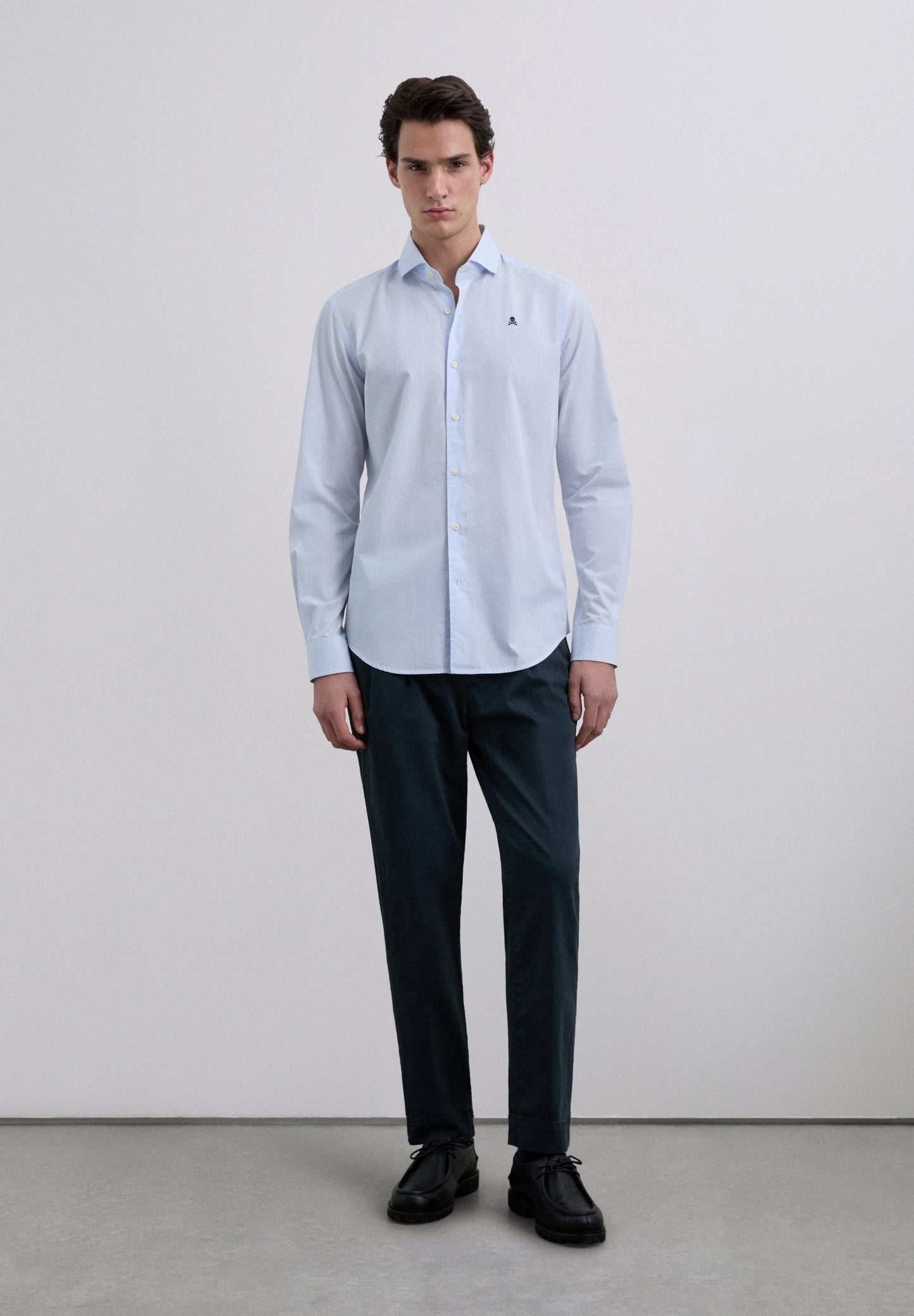 CAMISA CALAVERA BORDADA