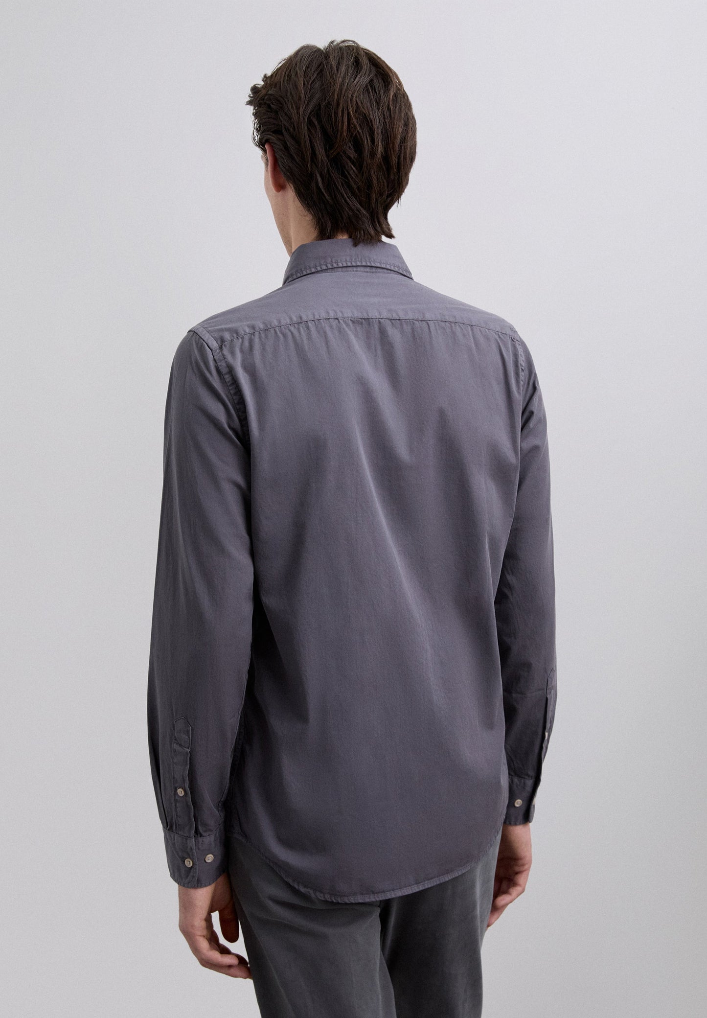 CAMISA REGULAR FIT BORDADA