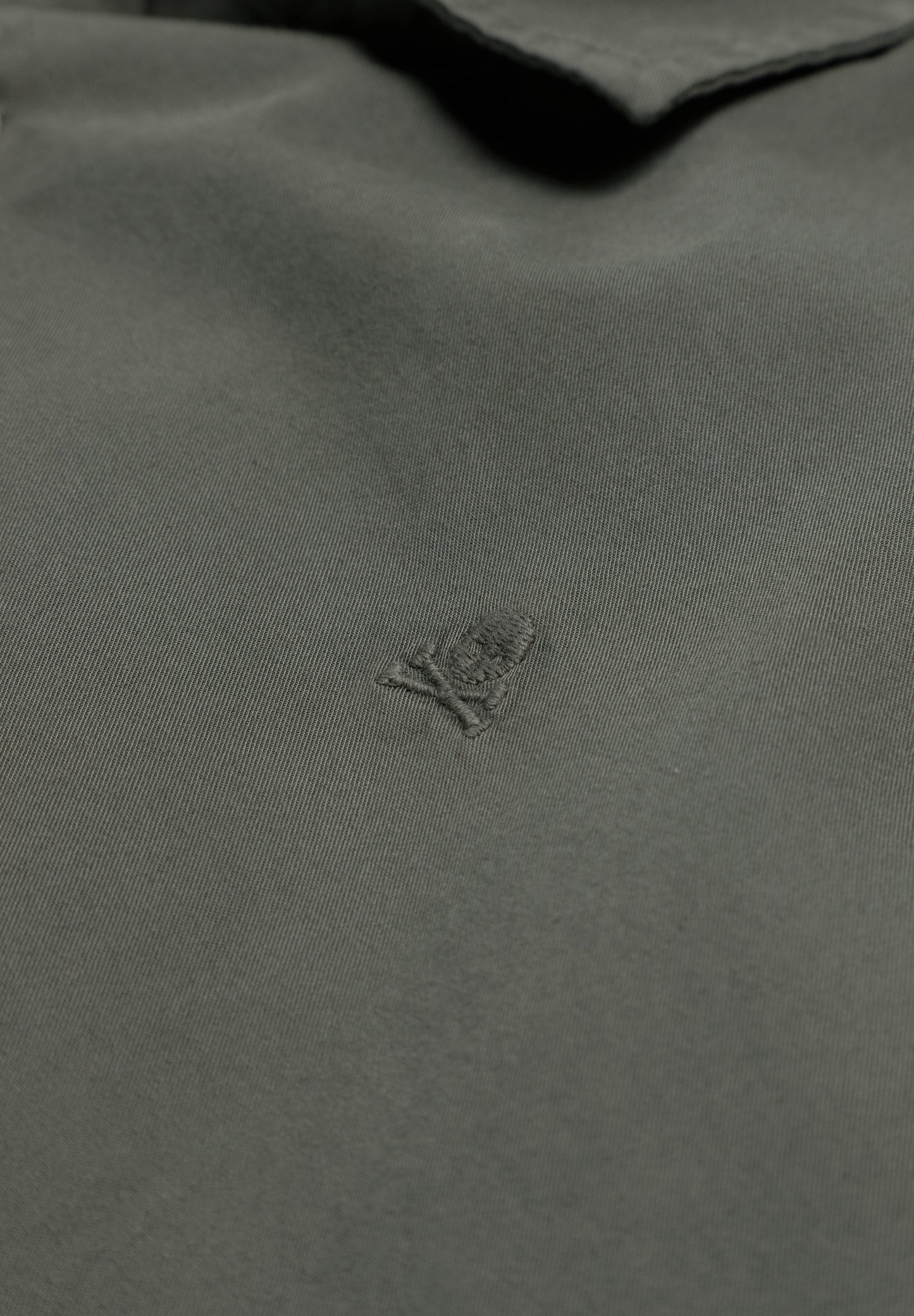 CAMISA REGULAR FIT BORDADA