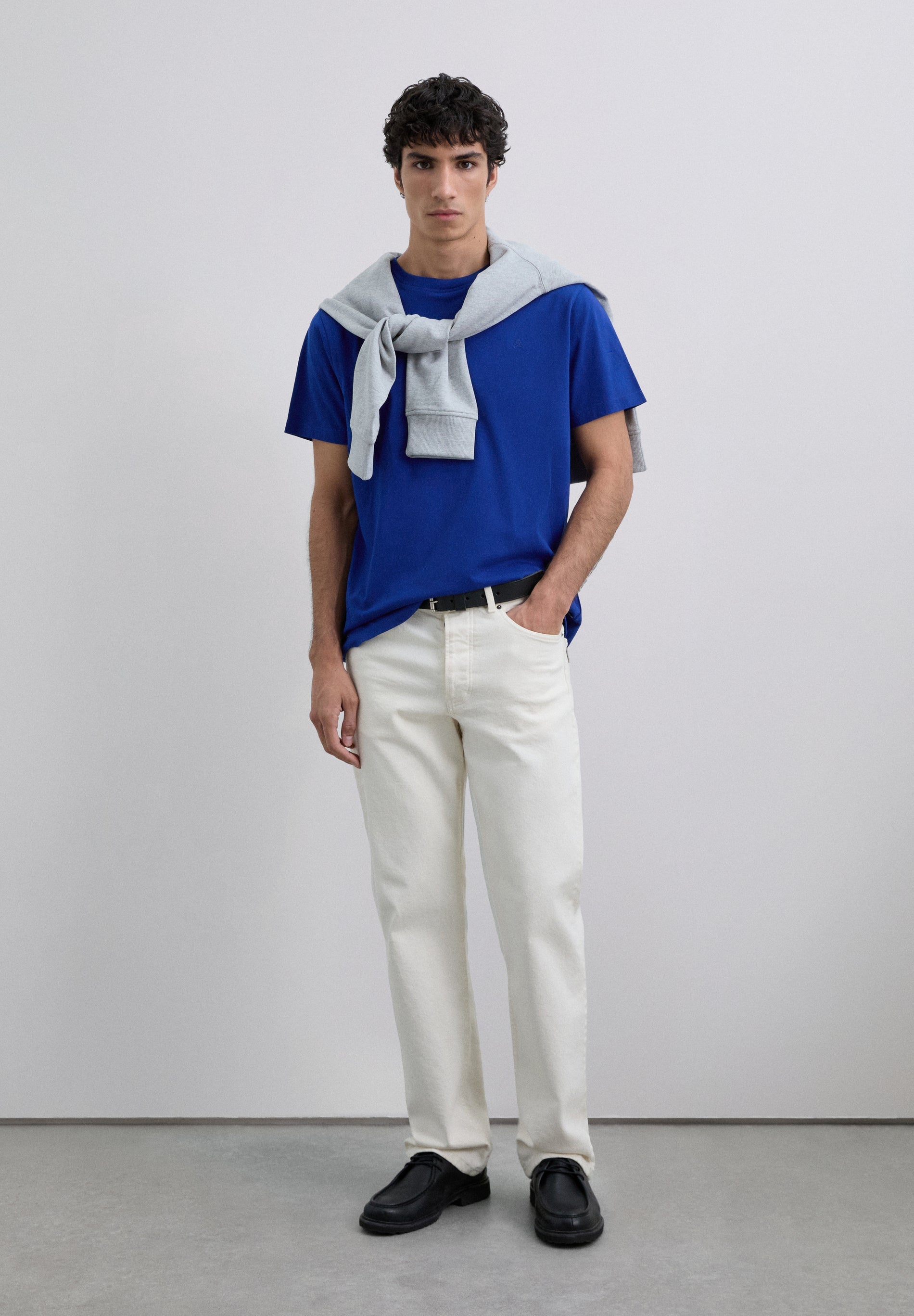 CAMISETA CALAVERA BORDADA