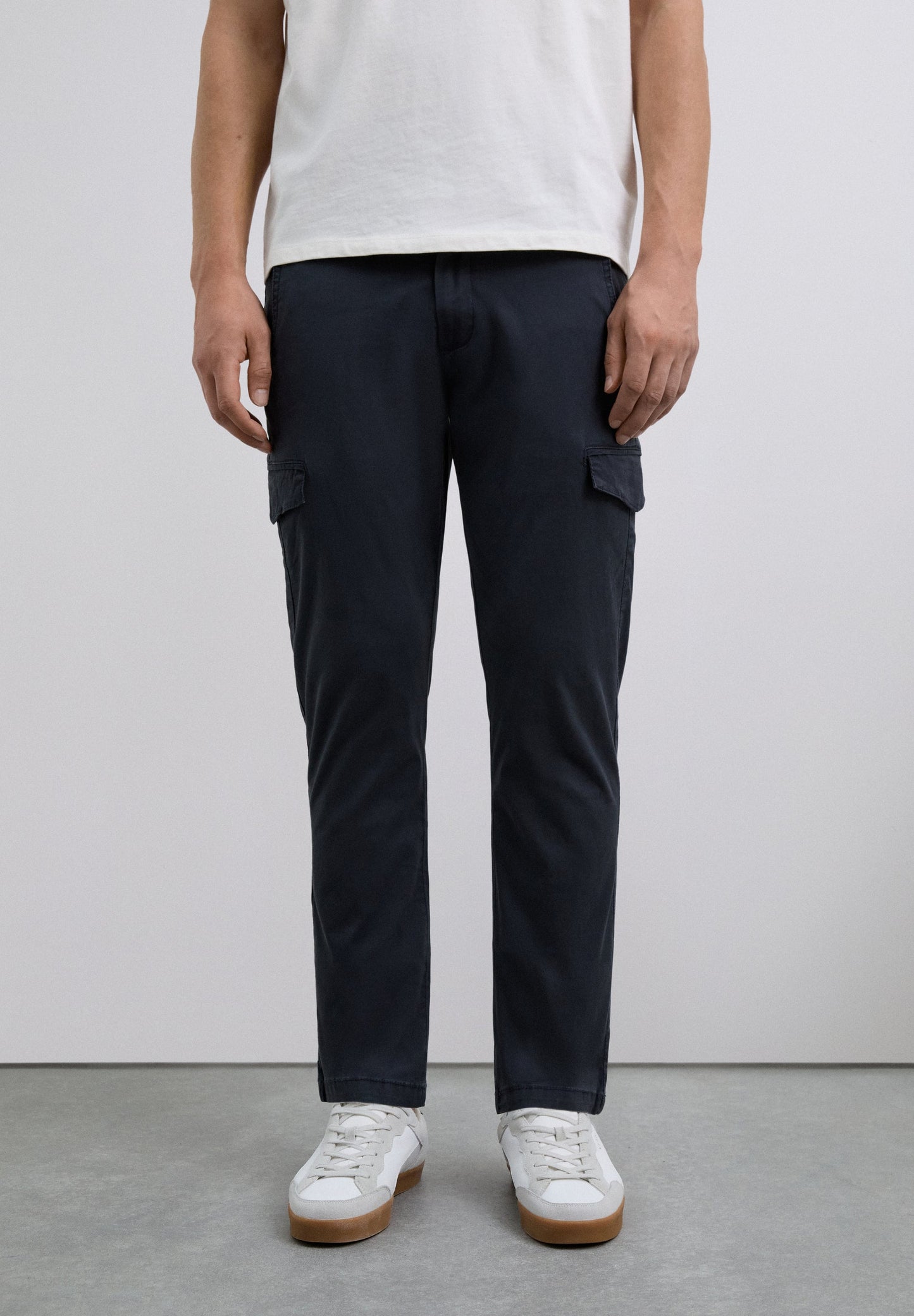 PANTALÓN CARGO SLIM FIT - Scalpers