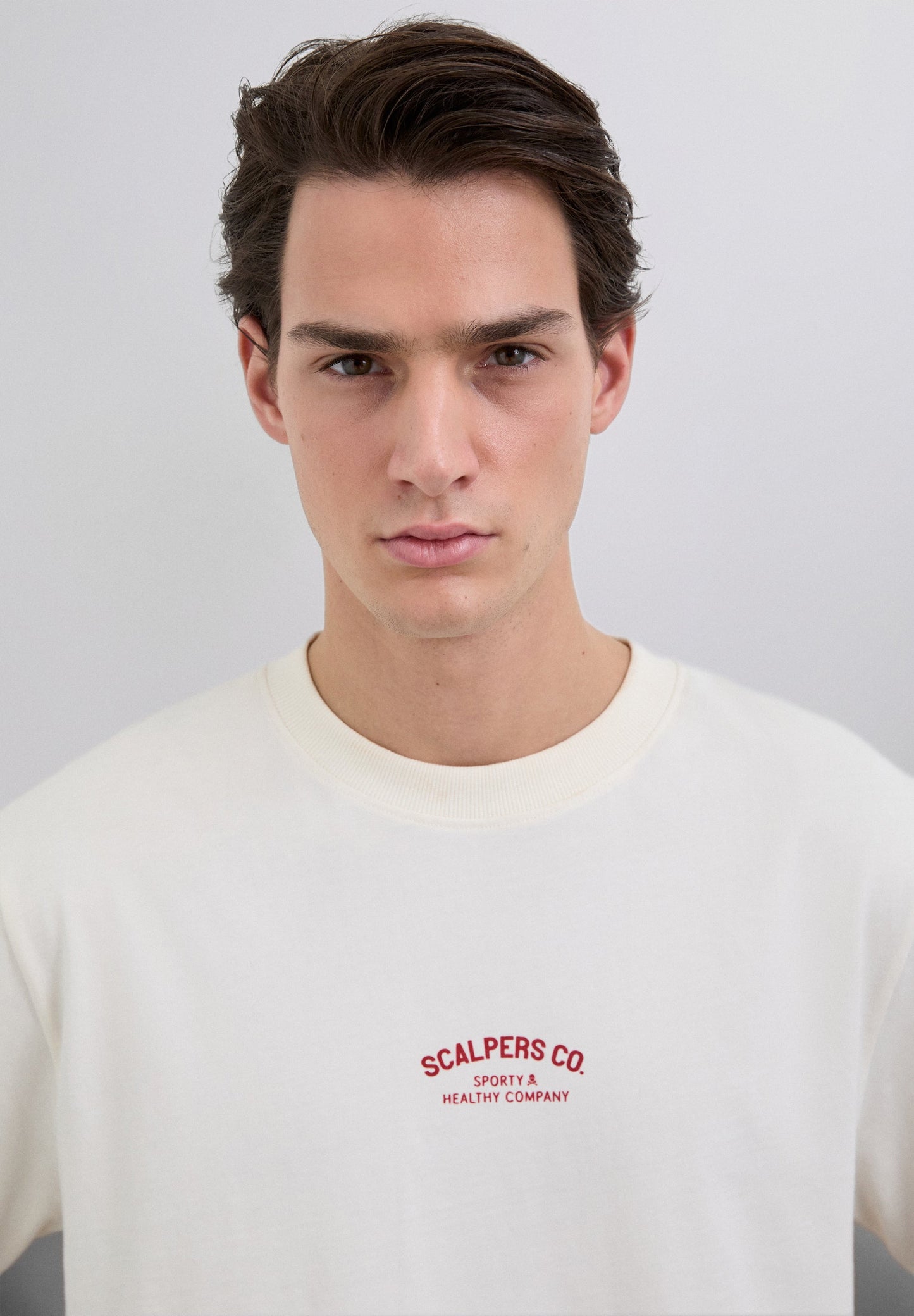 CAMISETA PRINT LOGO CONTRASTE