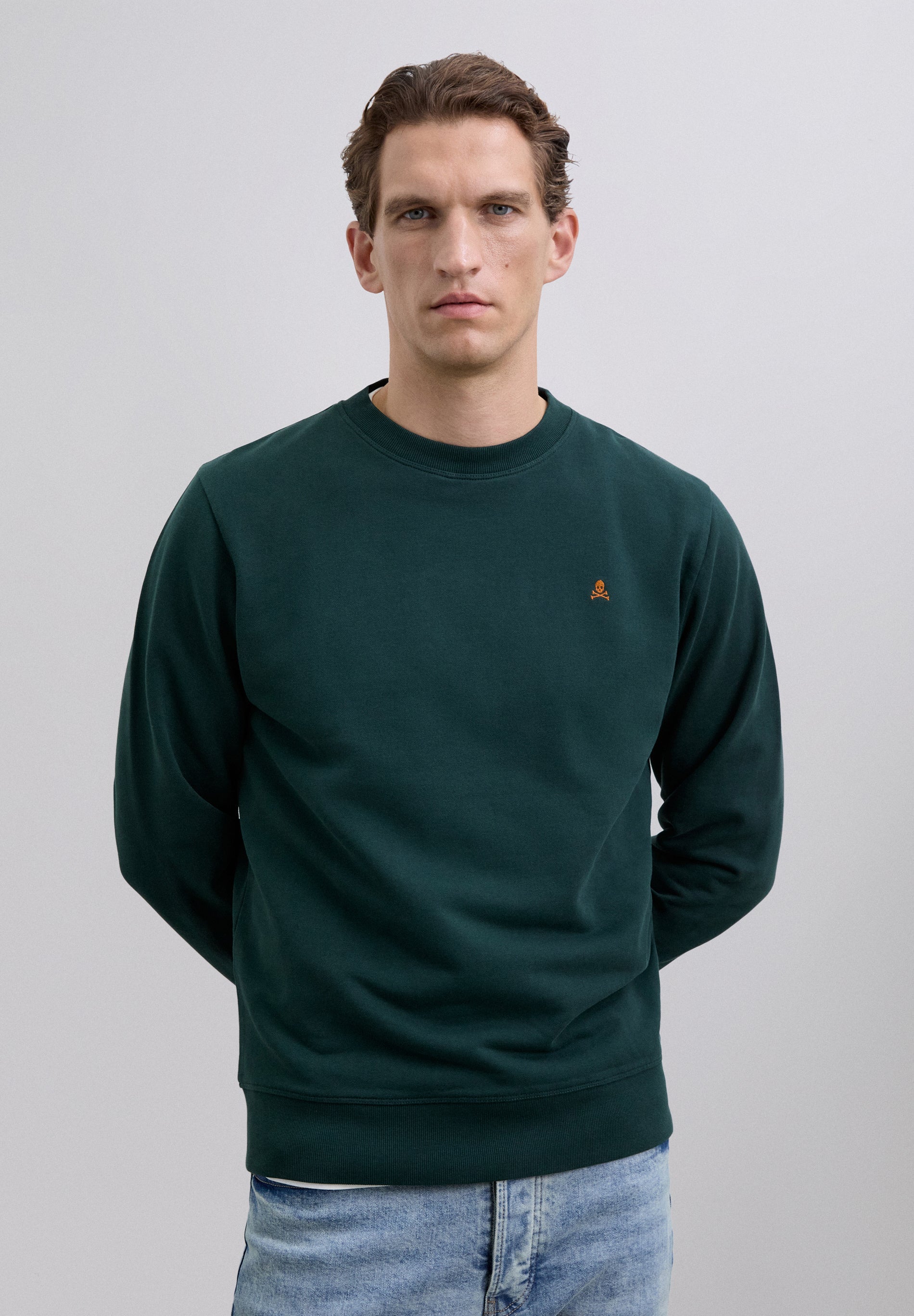 SUDADERA BORDADA CONTRASTE ALGODÓN