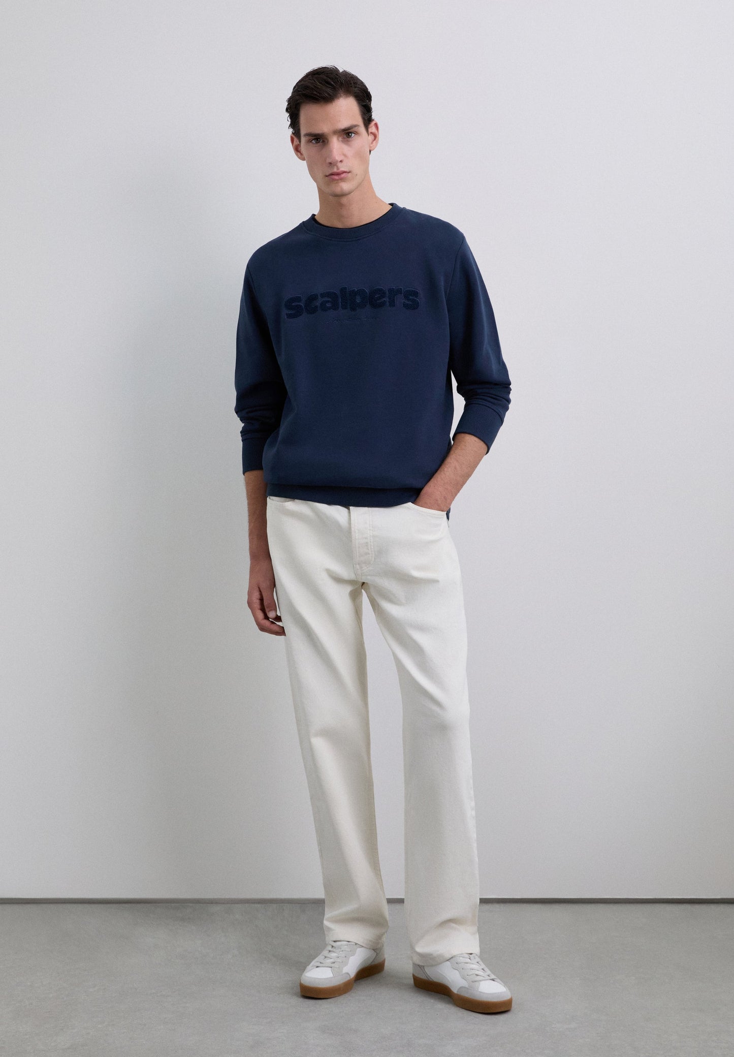 SUDADERA LOGO RELIEVE