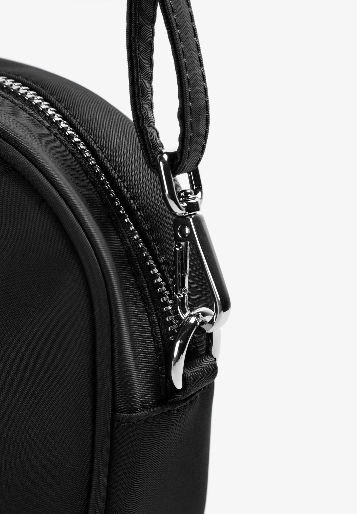 BOLSO BANDOLERA CHARM