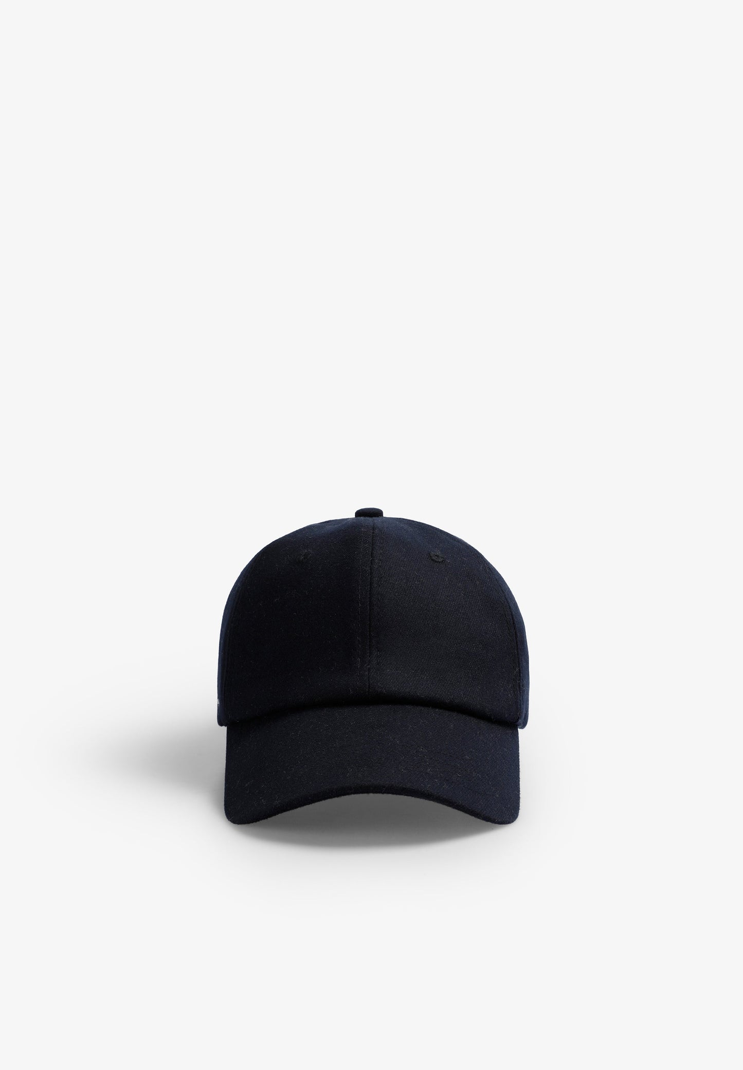 GORRA LANA BORDADA CONTRASTE