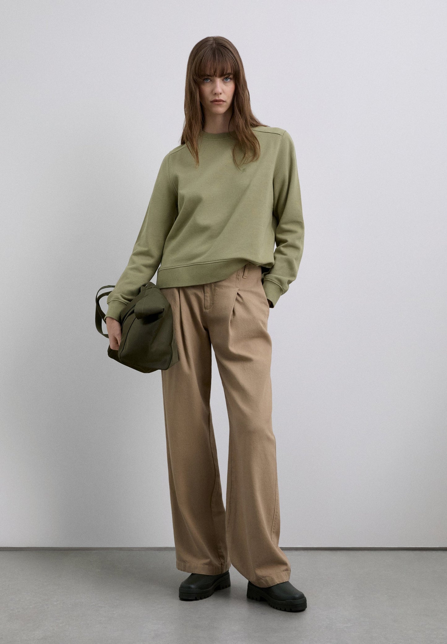 SUDADERA BÁSICA CALAVERA