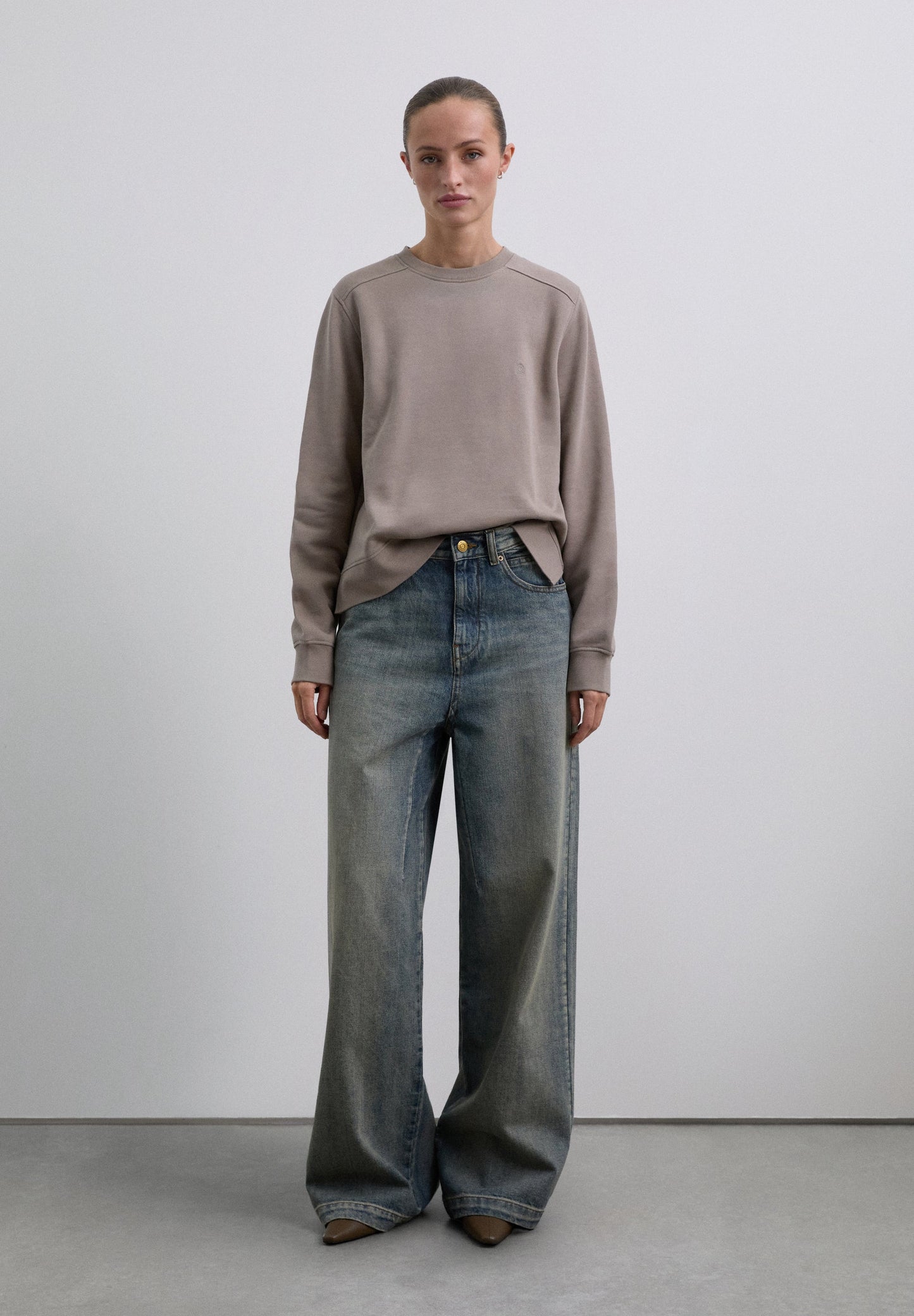 SUDADERA BÁSICA CALAVERA