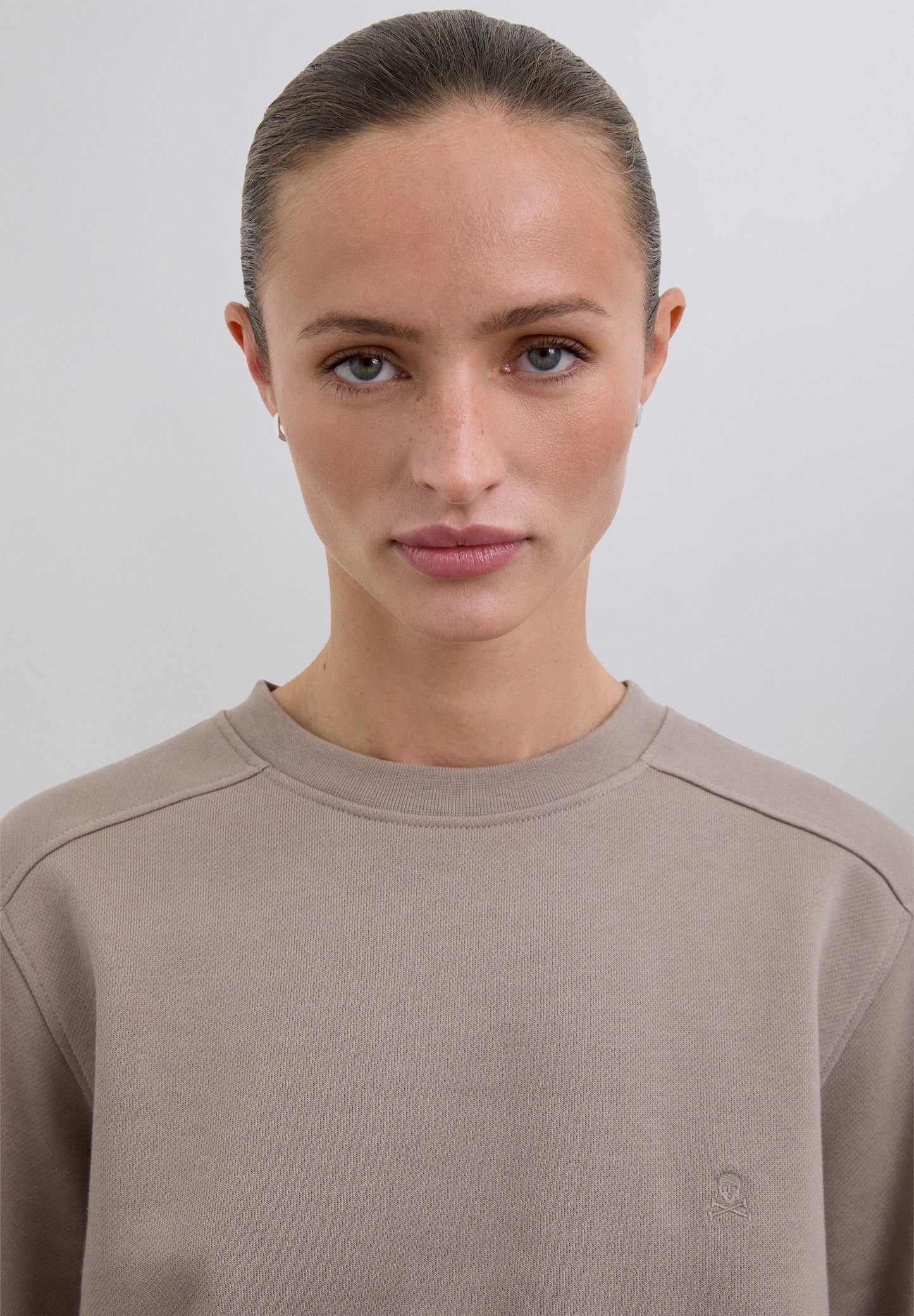 SUDADERA BÁSICA CALAVERA