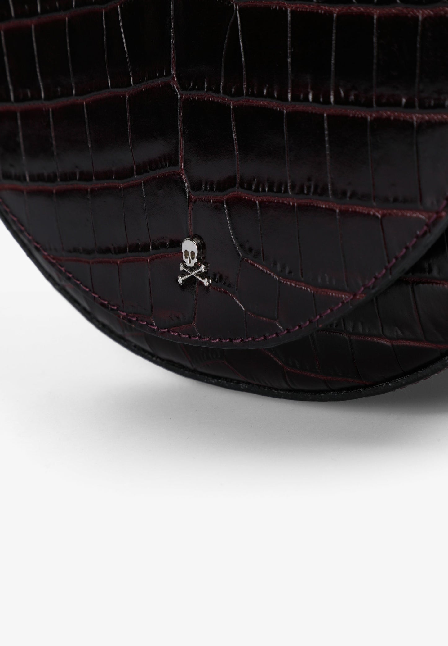 BOLSO PIEL GRABADA CADENA