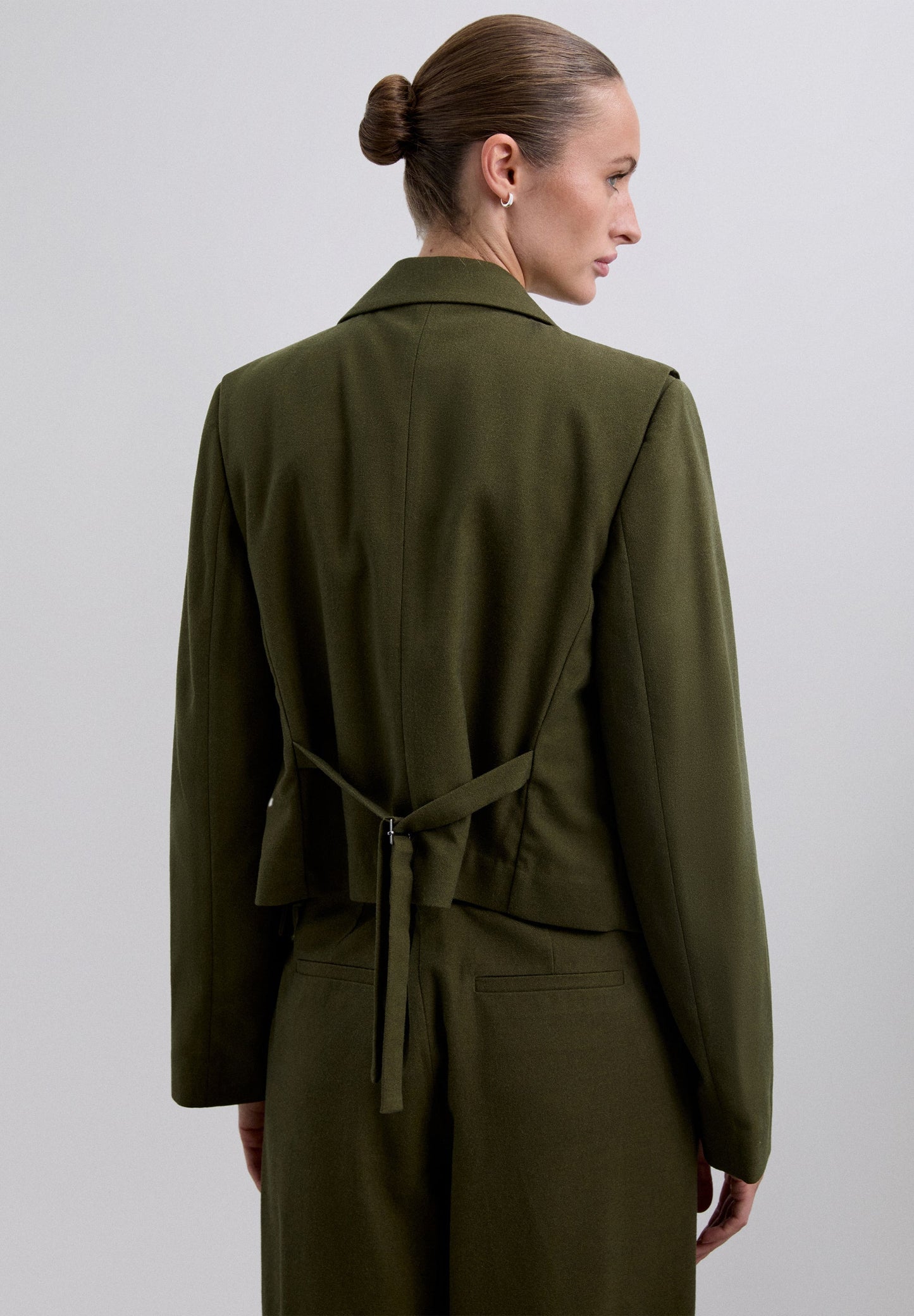 BLAZER CROPPED DESMONTABLE