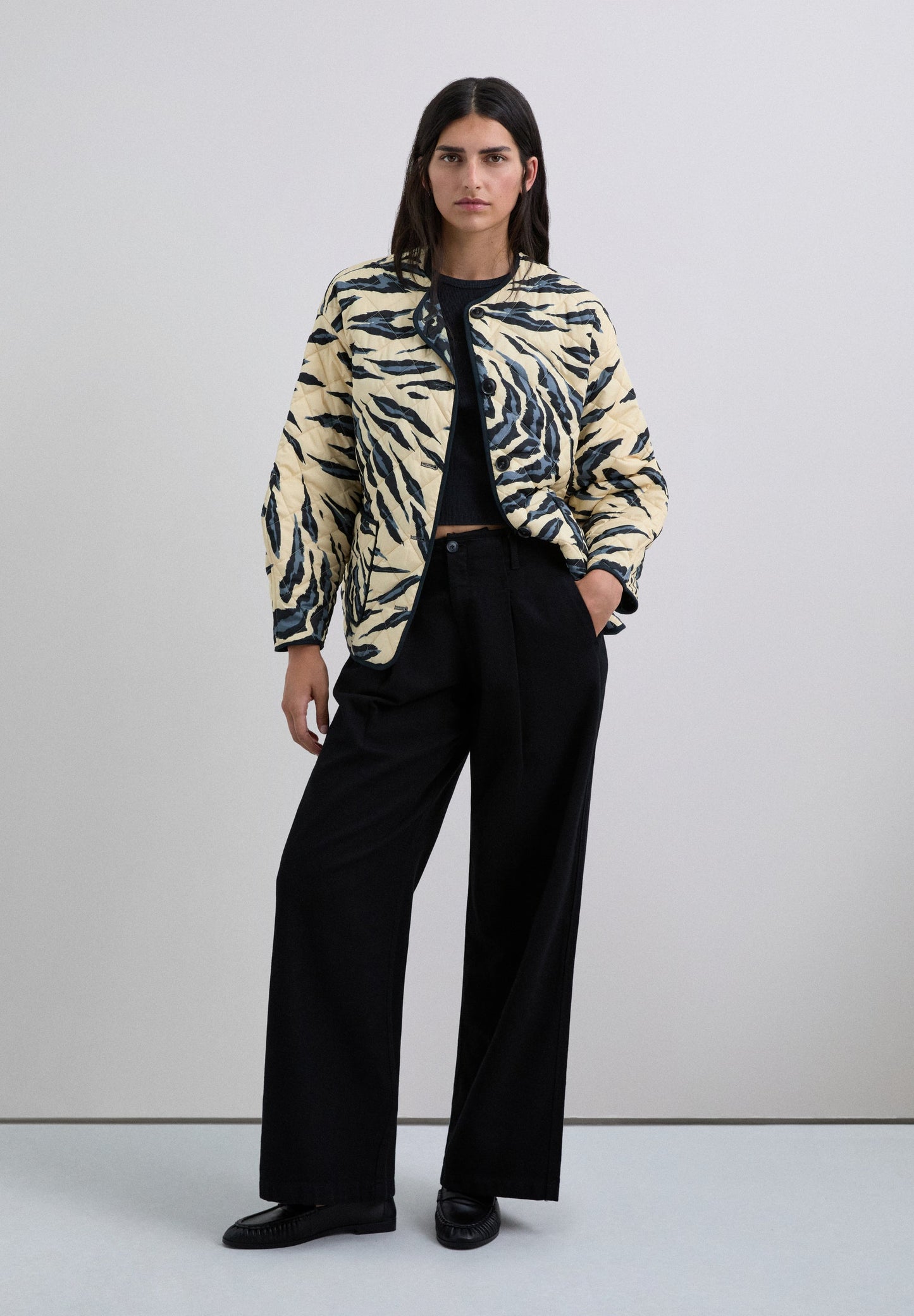 CHAQUETA REVERSIBLE ANIMAL PRINT