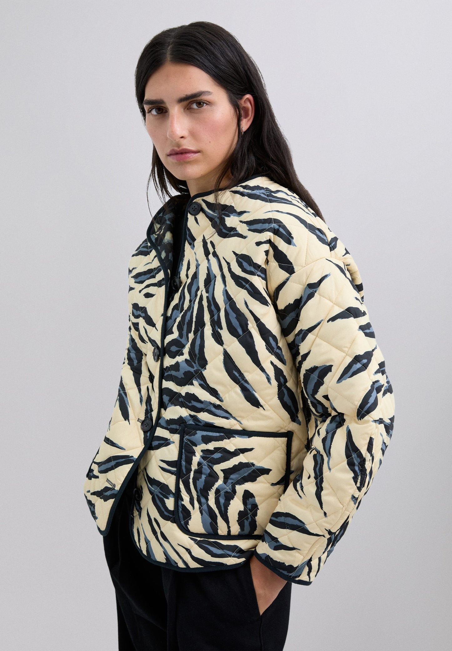 CHAQUETA REVERSIBLE ANIMAL PRINT