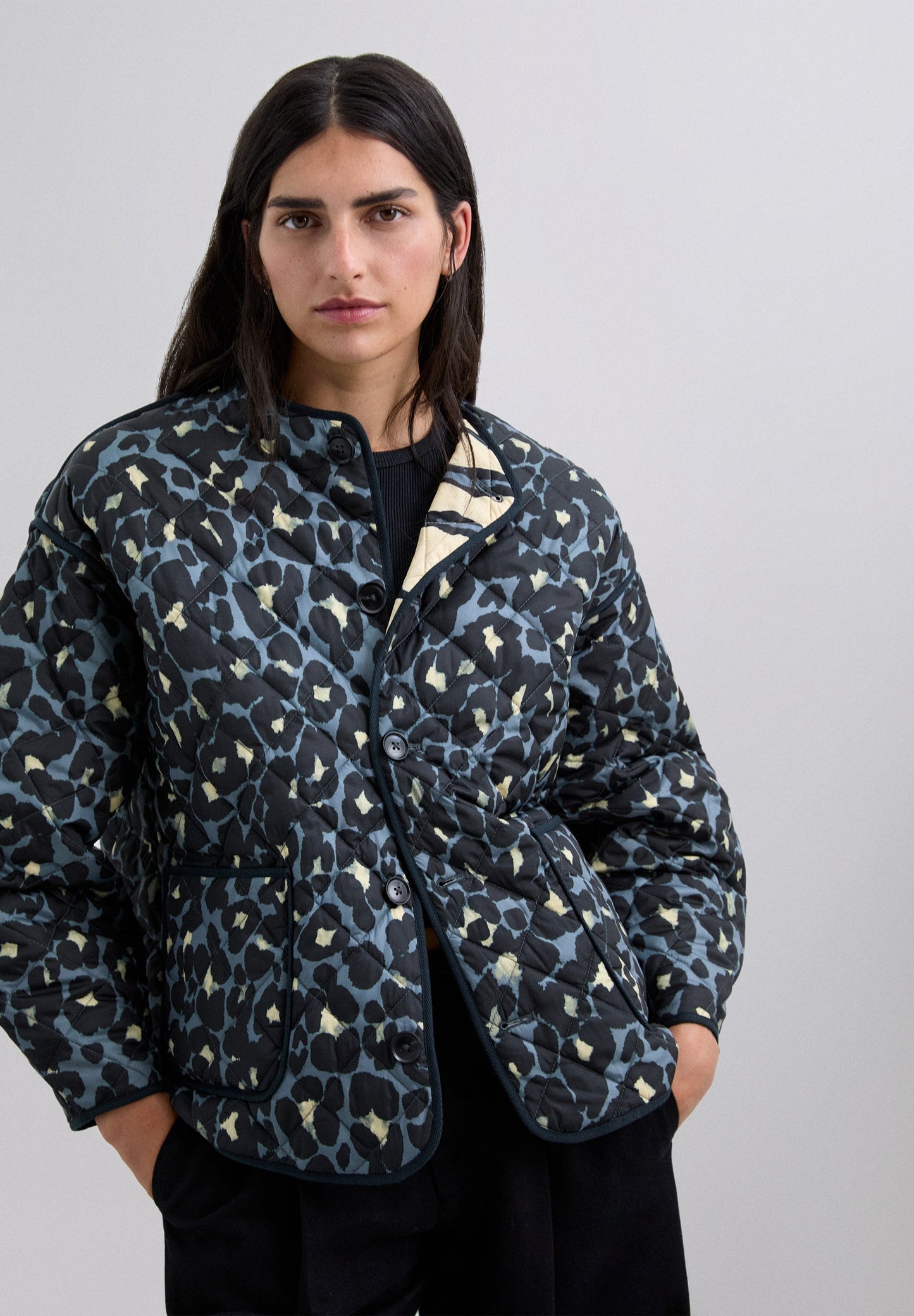 CHAQUETA REVERSIBLE ANIMAL PRINT