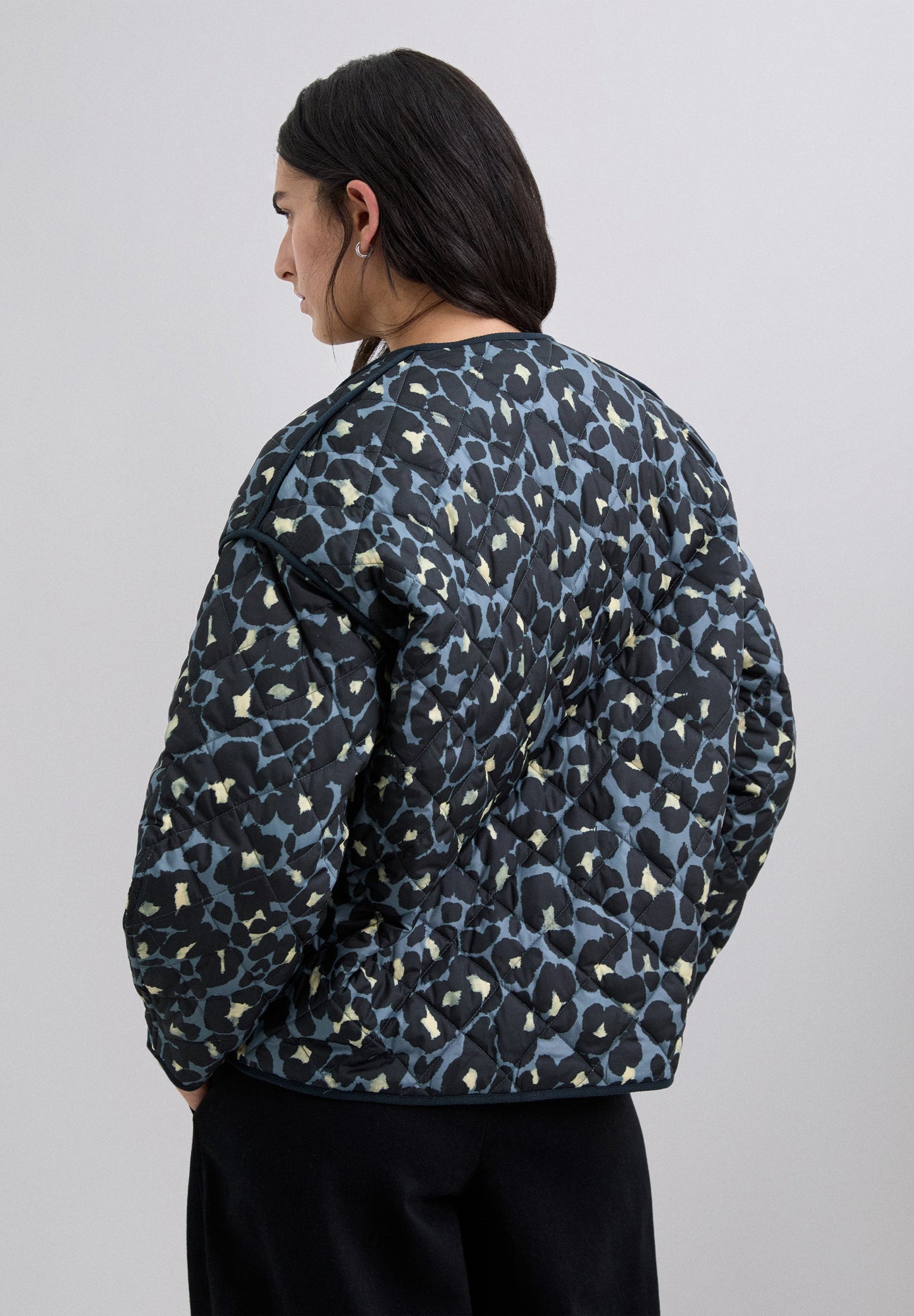 CHAQUETA REVERSIBLE ANIMAL PRINT