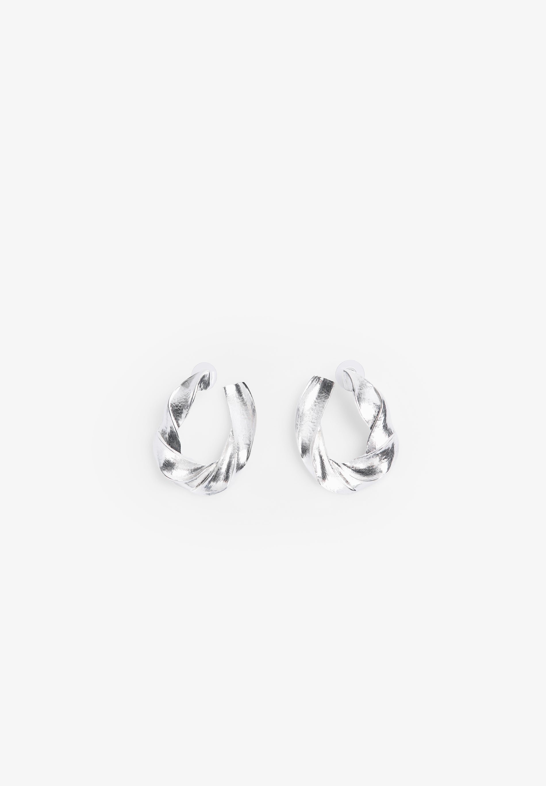 PENDIENTES PLATA LOGO