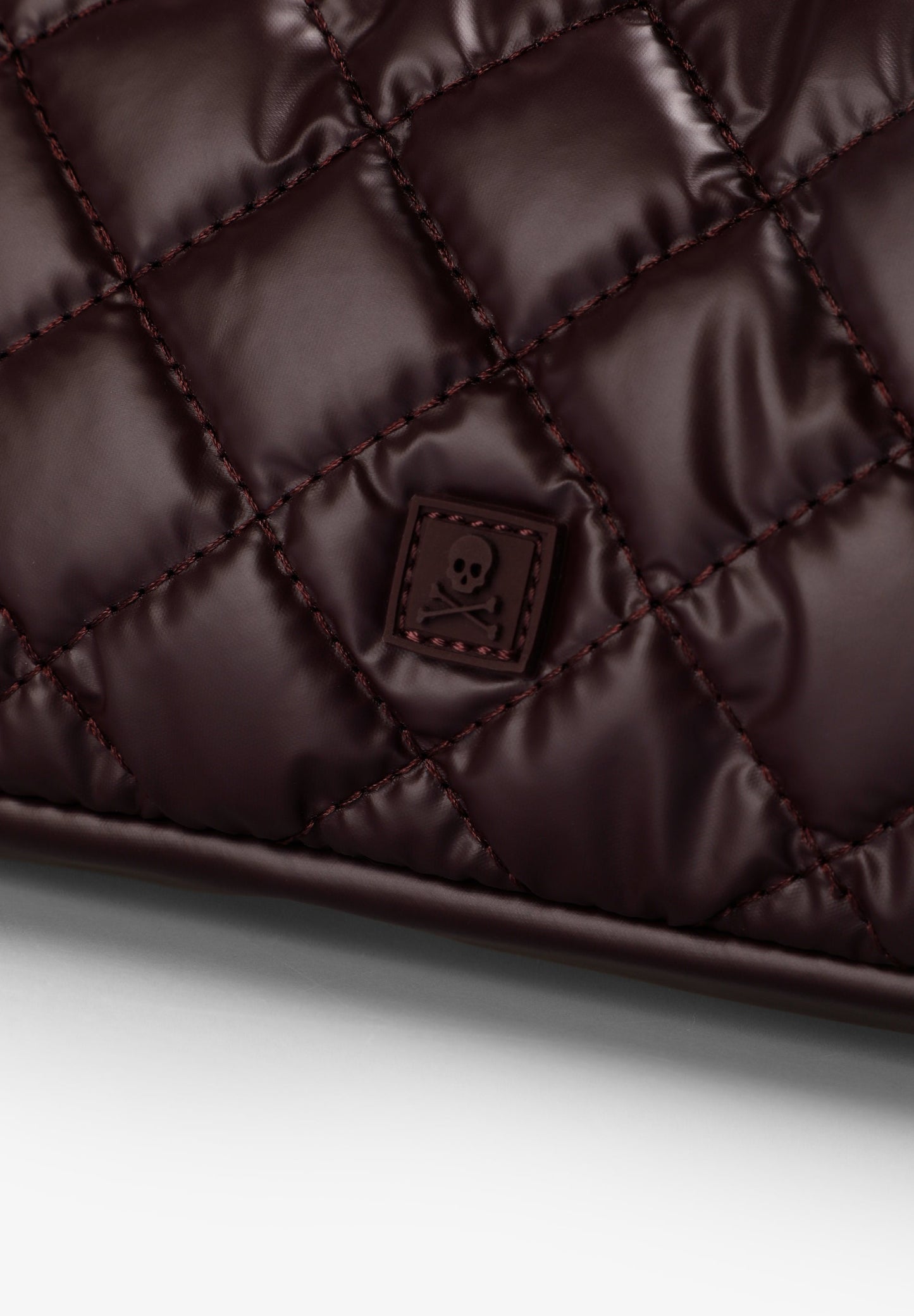 NECESER ACOLCHADO CALAVERA