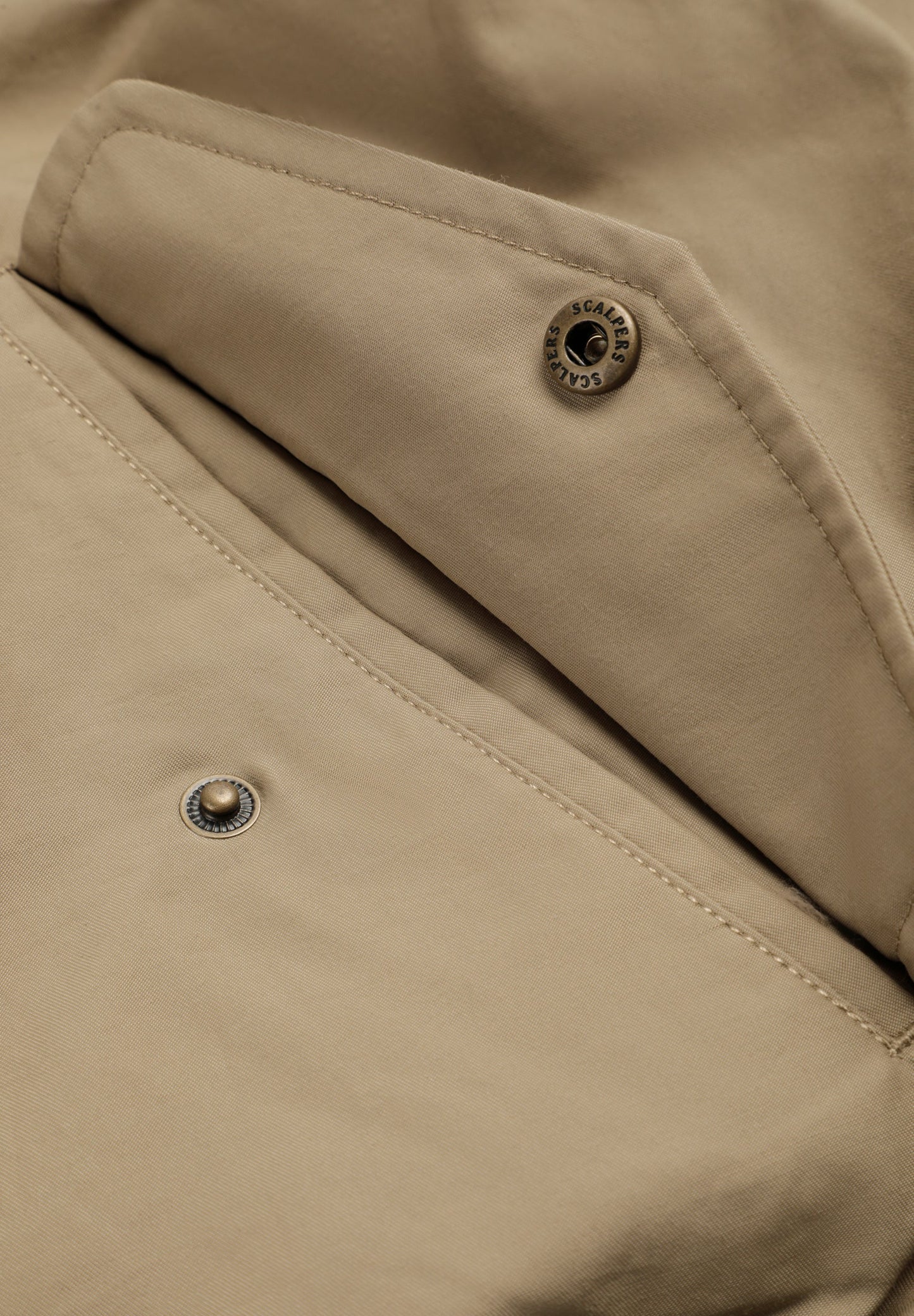 CHAQUETA BOMBER CUELLO ALTO