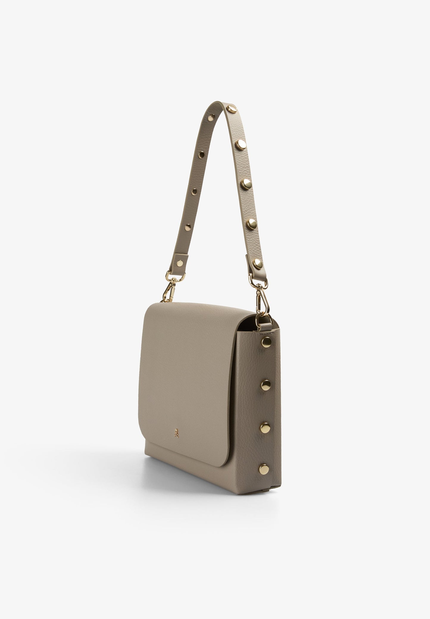 BOLSO DE PIEL CON APLIQUES