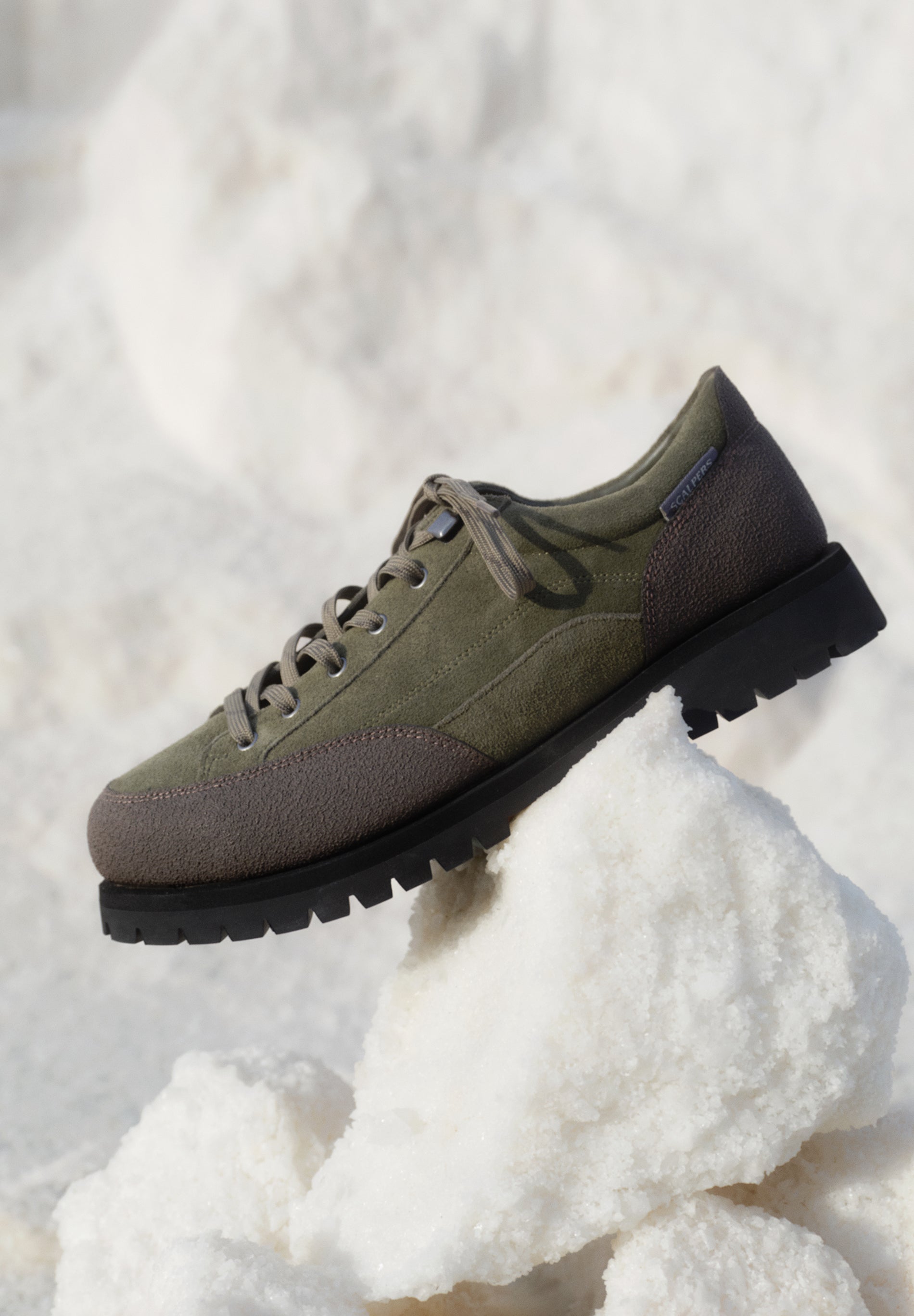 ZAPATOS ANTE SUELA DENTADA