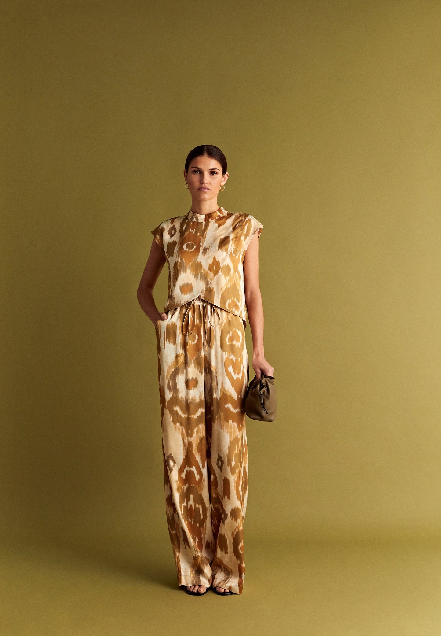 PANTALÓN FLUIDO ANIMAL PRINT