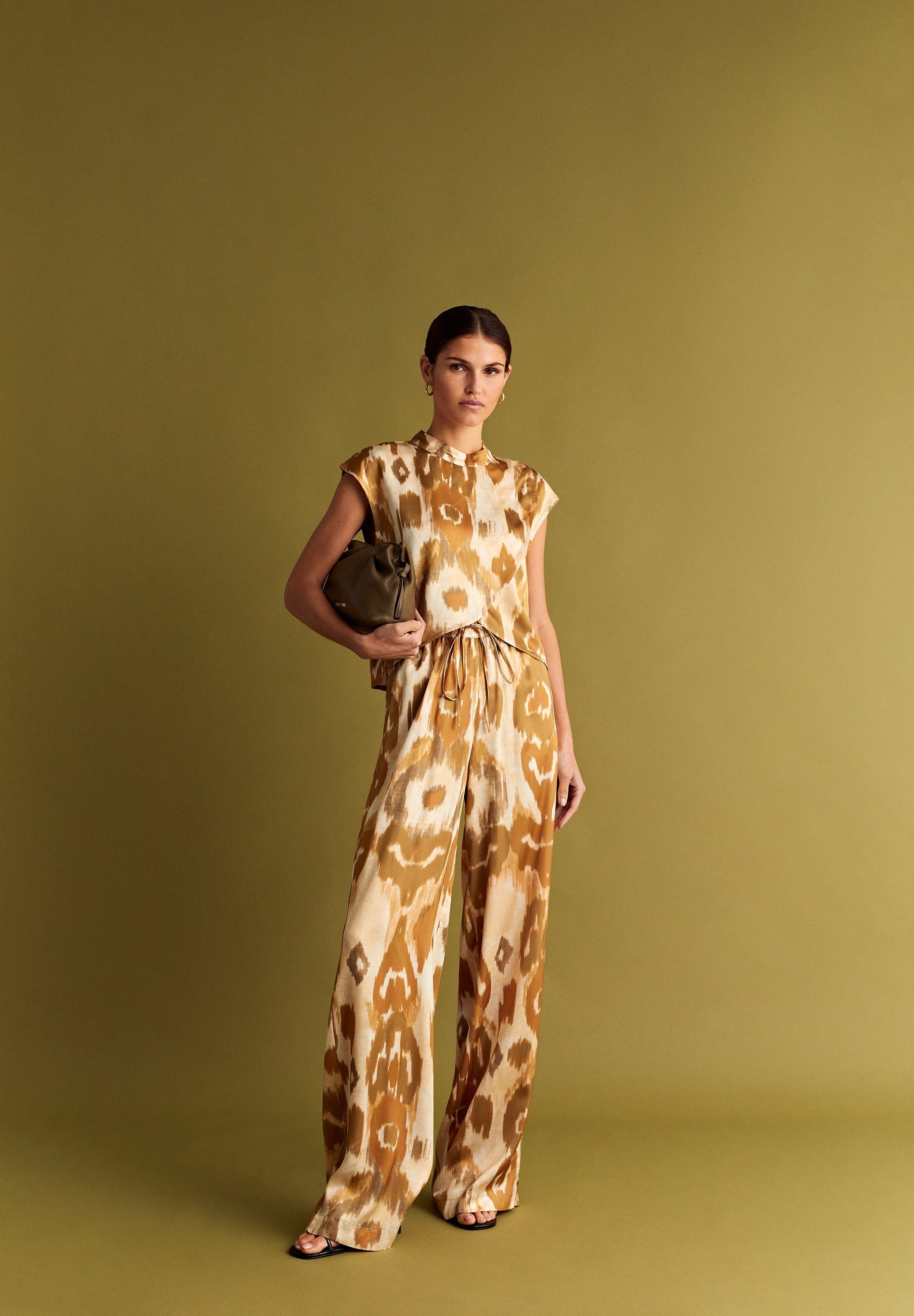 PANTALÓN FLUIDO ANIMAL PRINT