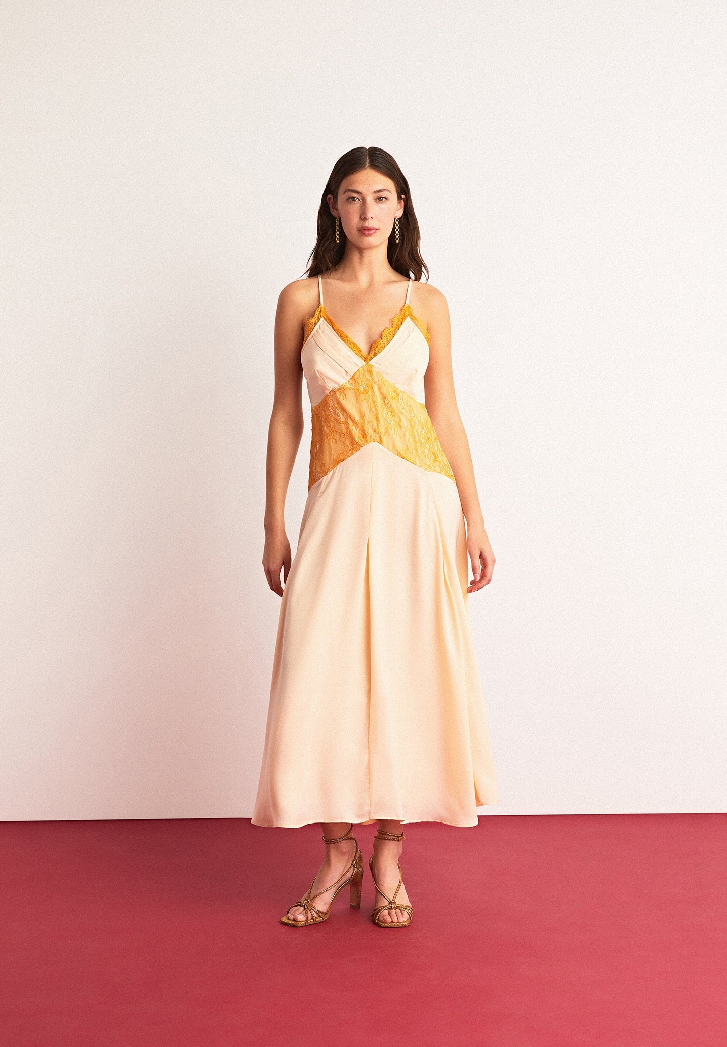 VESTIDO MIDI LENCERO SATÉN