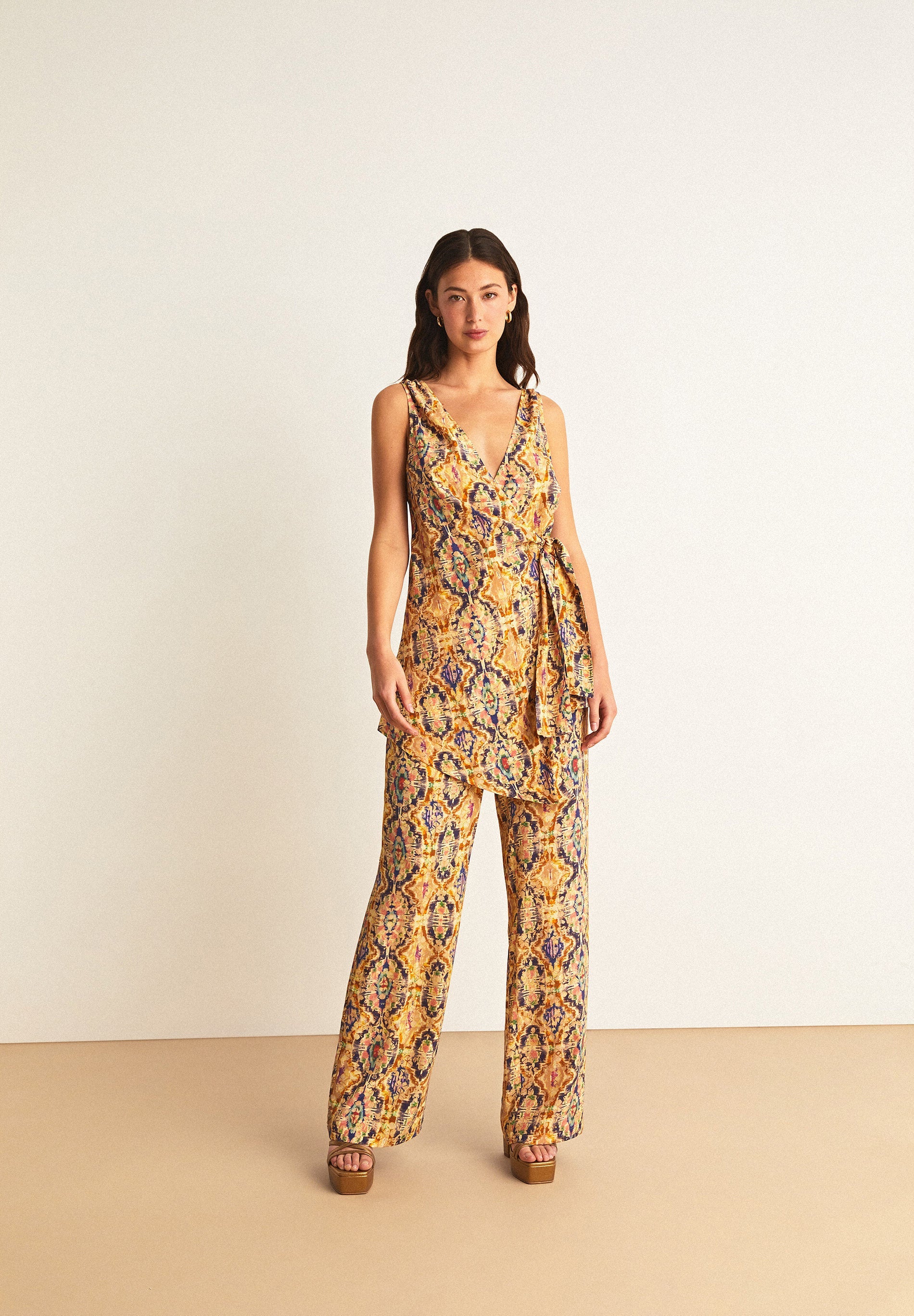 CHALECO PRINT NUDO LATERAL