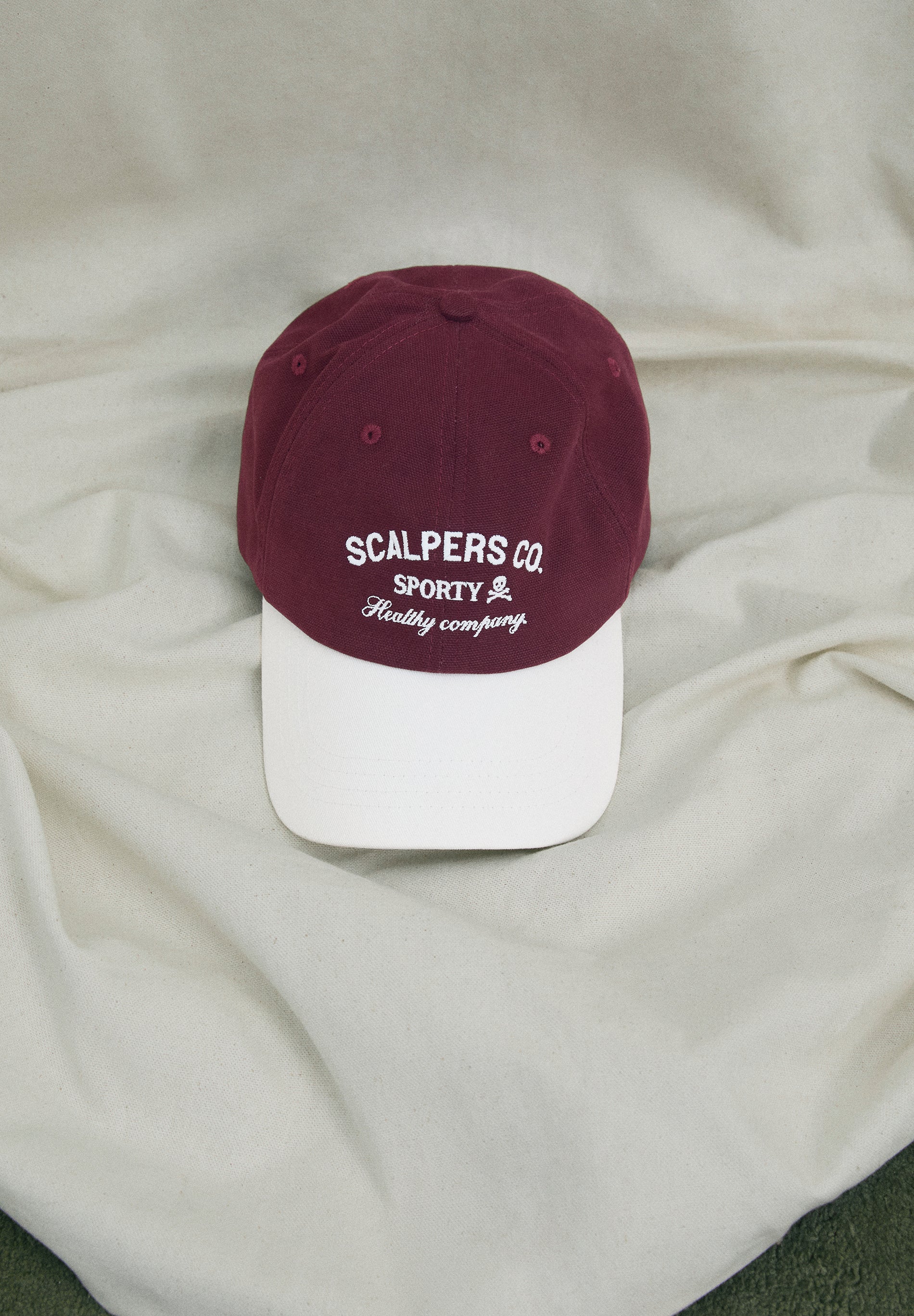 GORRA LOGO CONTRASTE