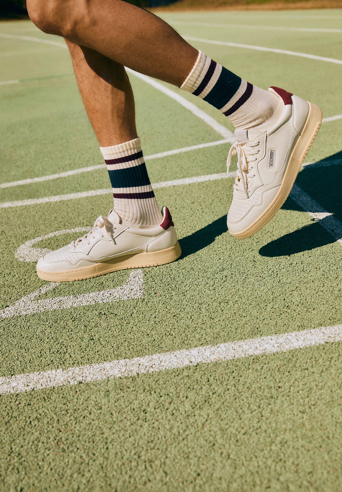 SNEAKERS SUELA CASCO LOGO LATERAL