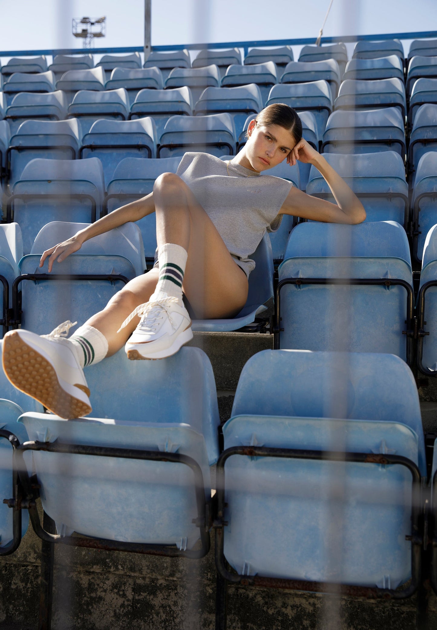 SNEAKERS SUELA PLATAFORMA