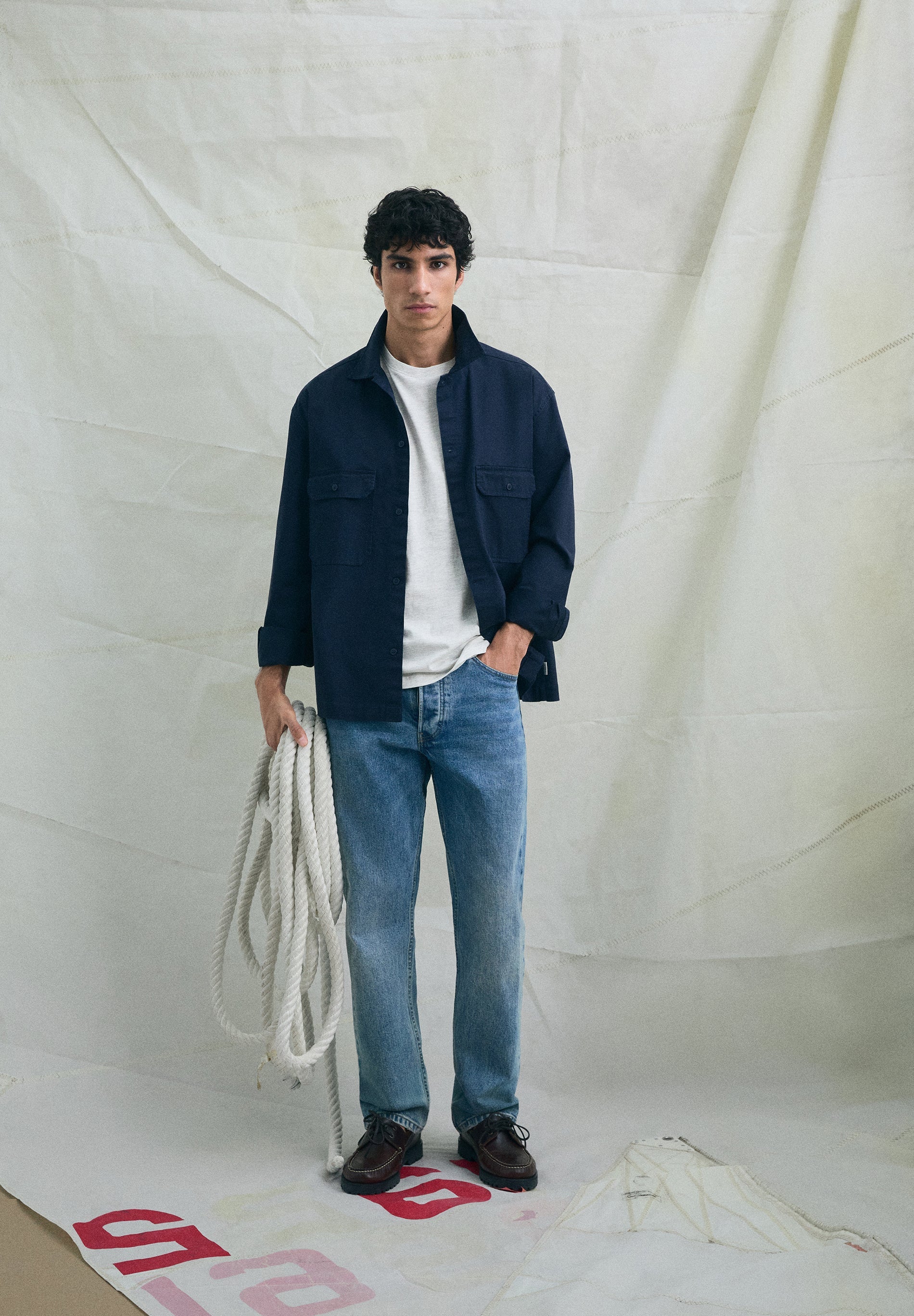 PANTALÓN VAQUERO REGULAR FIT