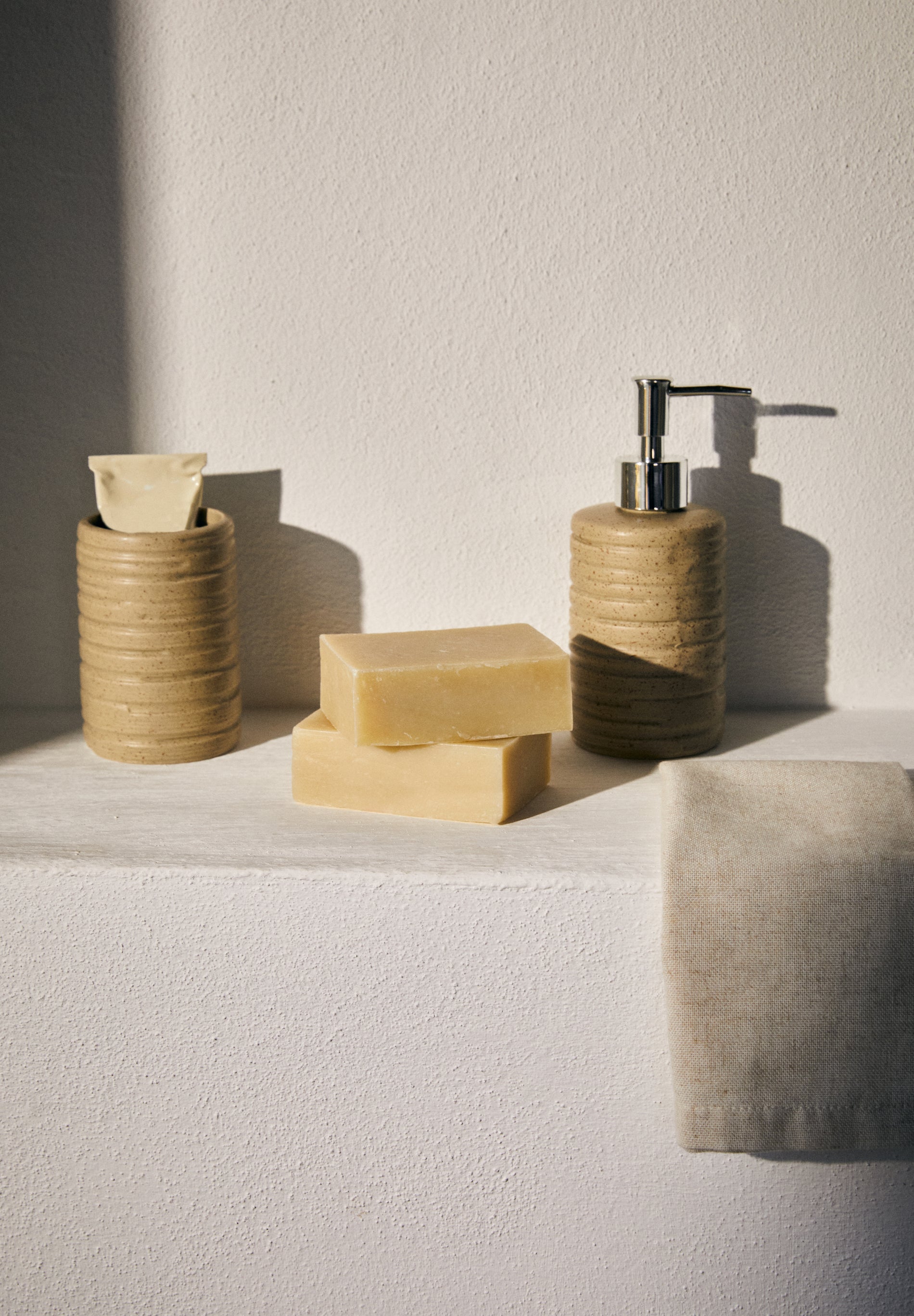 DOSIFICADOR JABÓN RESINA PIEDRA