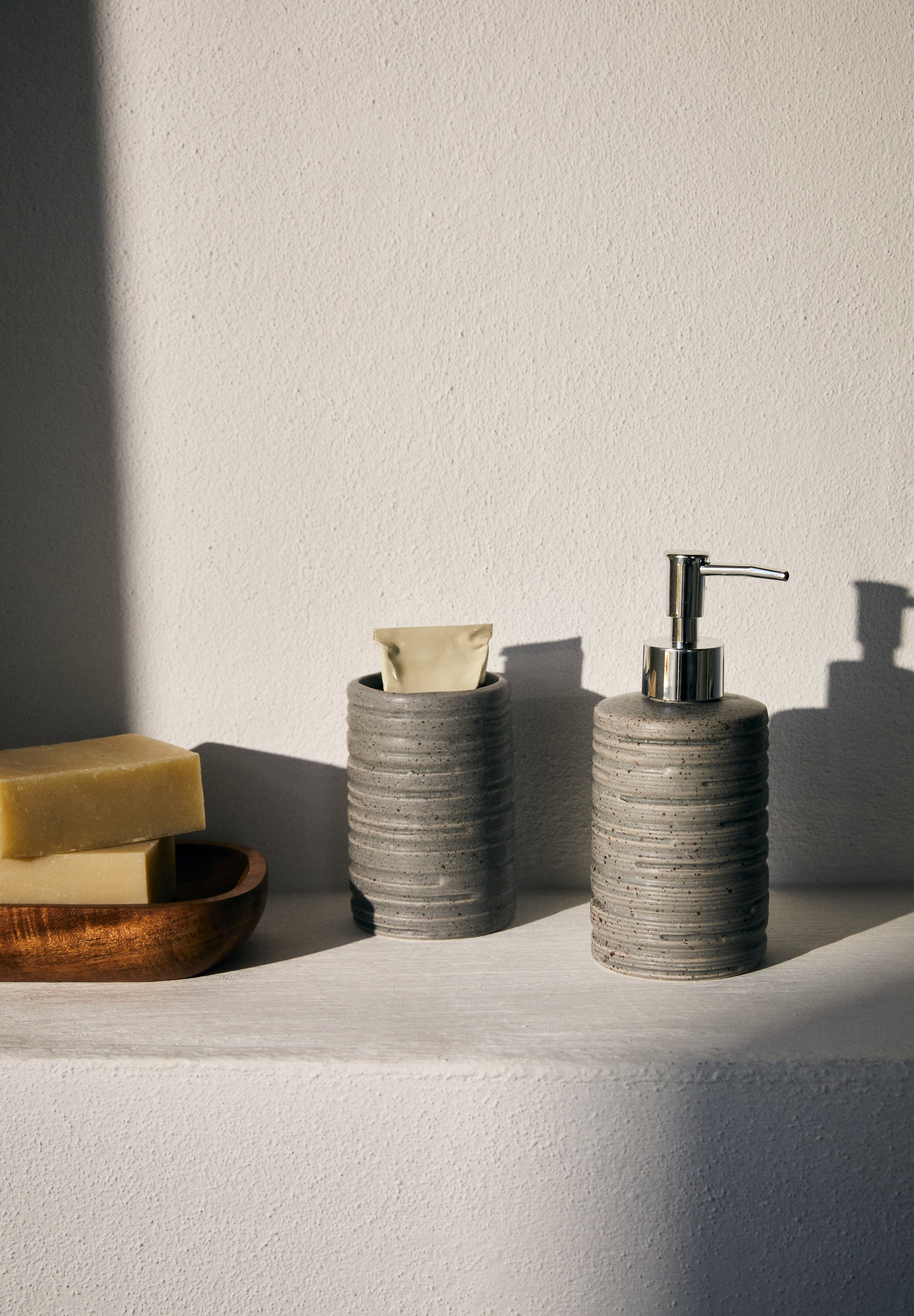 DOSIFICADOR JABÓN RESINA PIEDRA
