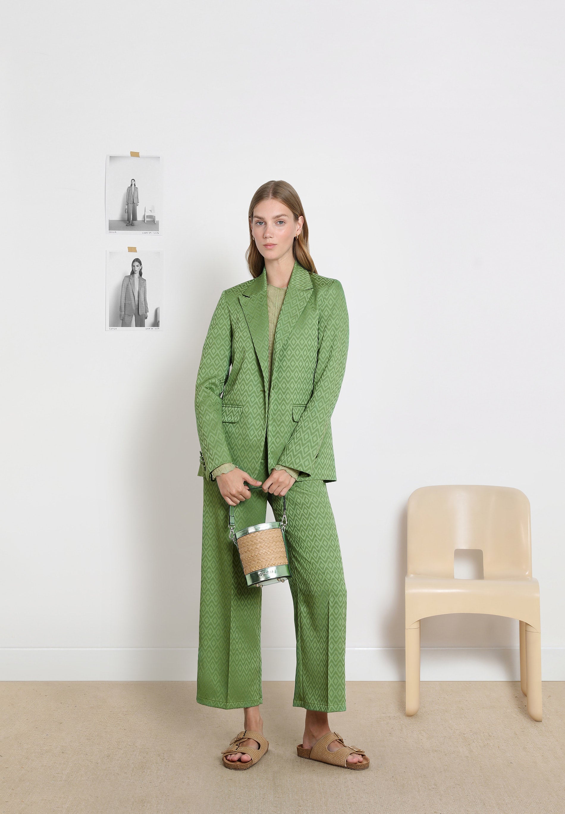 PANTALÓN TEJIDO JACQUARD