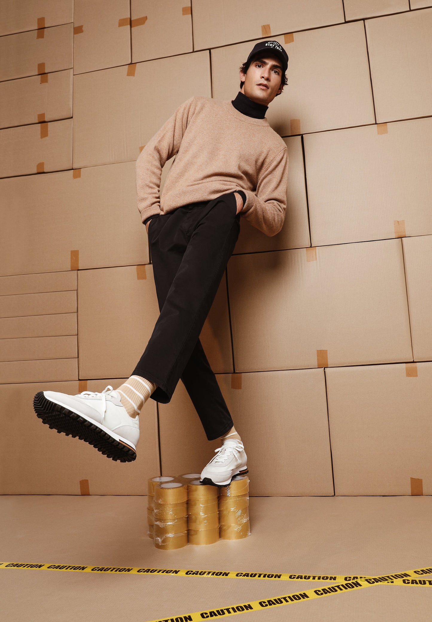 SNEAKERS LIGERAS DETALLE SUELA