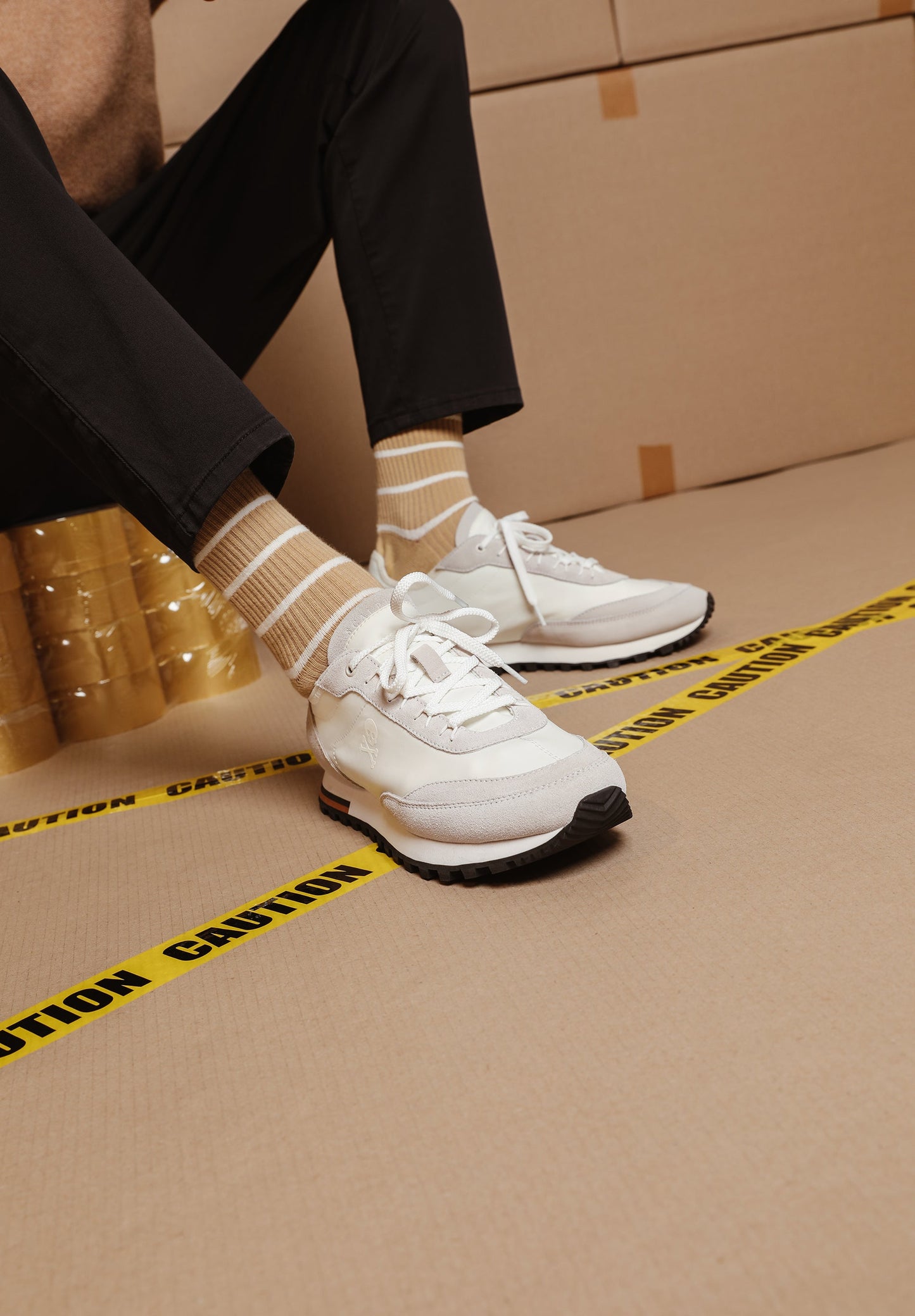 SNEAKERS LIGERAS DETALLE SUELA