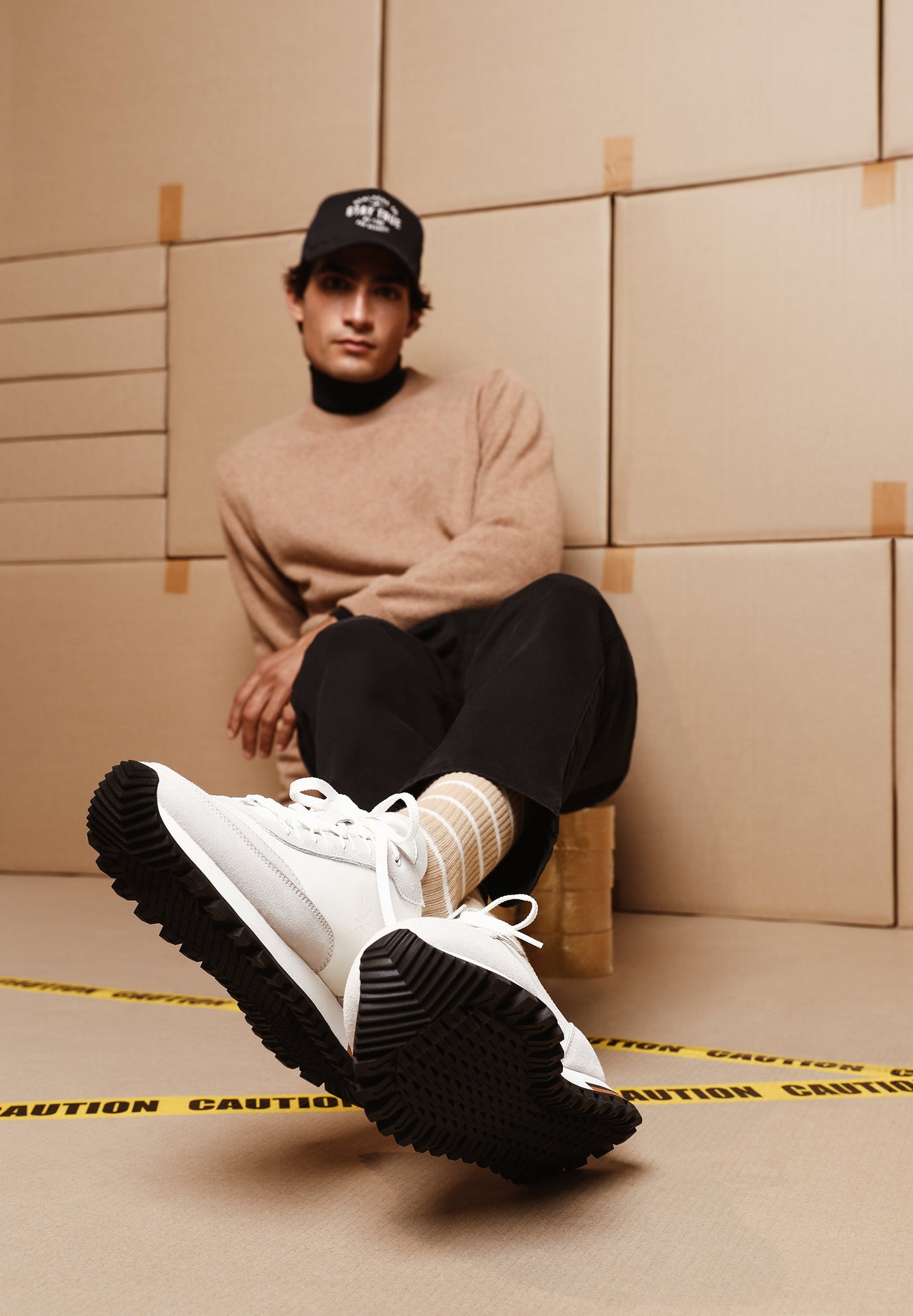 SNEAKERS LIGERAS DETALLE SUELA