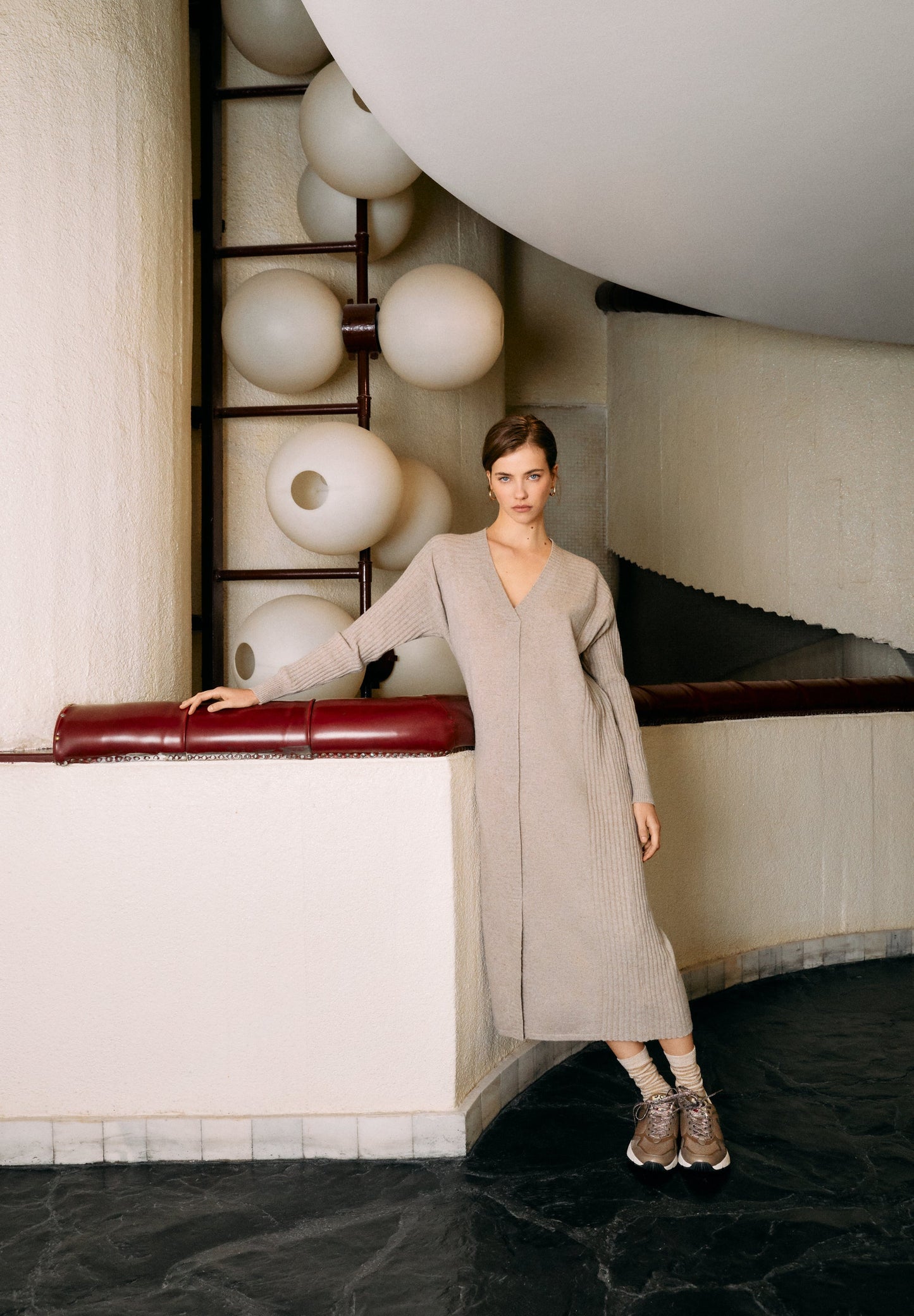 SNEAKERS SUELA GRUESA